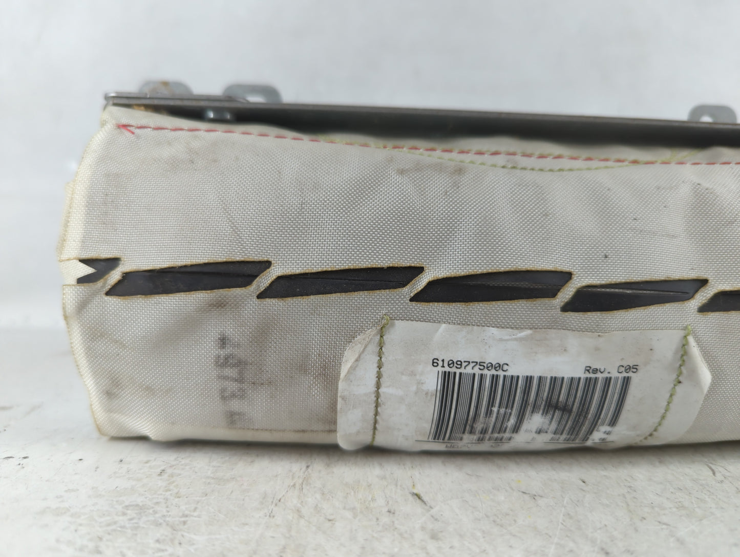 2005-2010 Pontiac G6 Air Bag Passenger Right Dashboard OEM Fits Fits 2005 2006 2007 2008 2009 2010 OEM Used Auto Parts - Oem