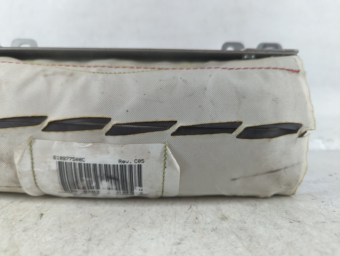 2005-2010 Pontiac G6 Air Bag Passenger Right Dashboard OEM Fits Fits 2005 2006 2007 2008 2009 2010 OEM Used Auto Parts - Oem