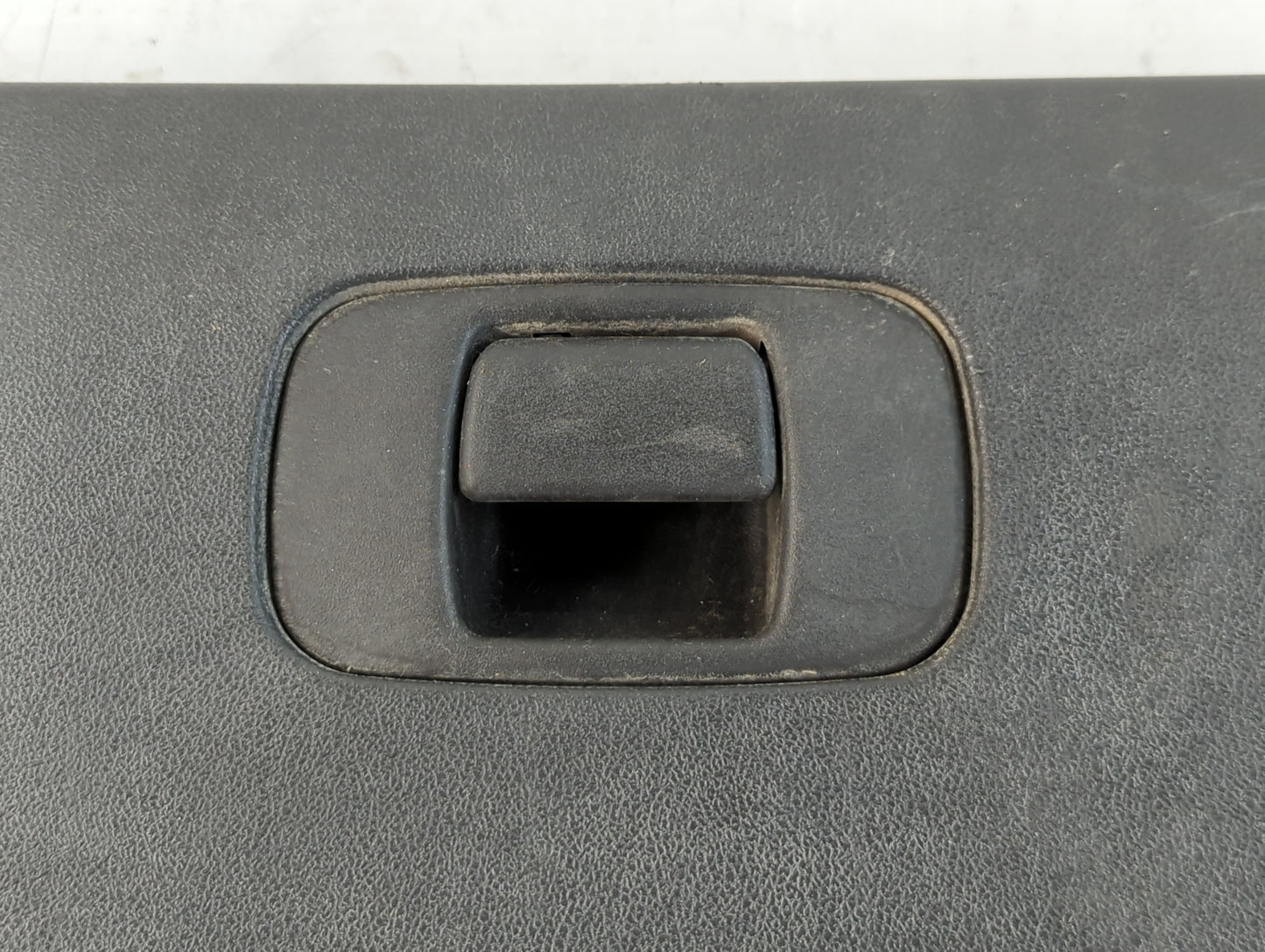 2008 Pontiac G6 Passenger Glove Box Door Storage Compartment 1035304 - Oemusedautoparts1.com