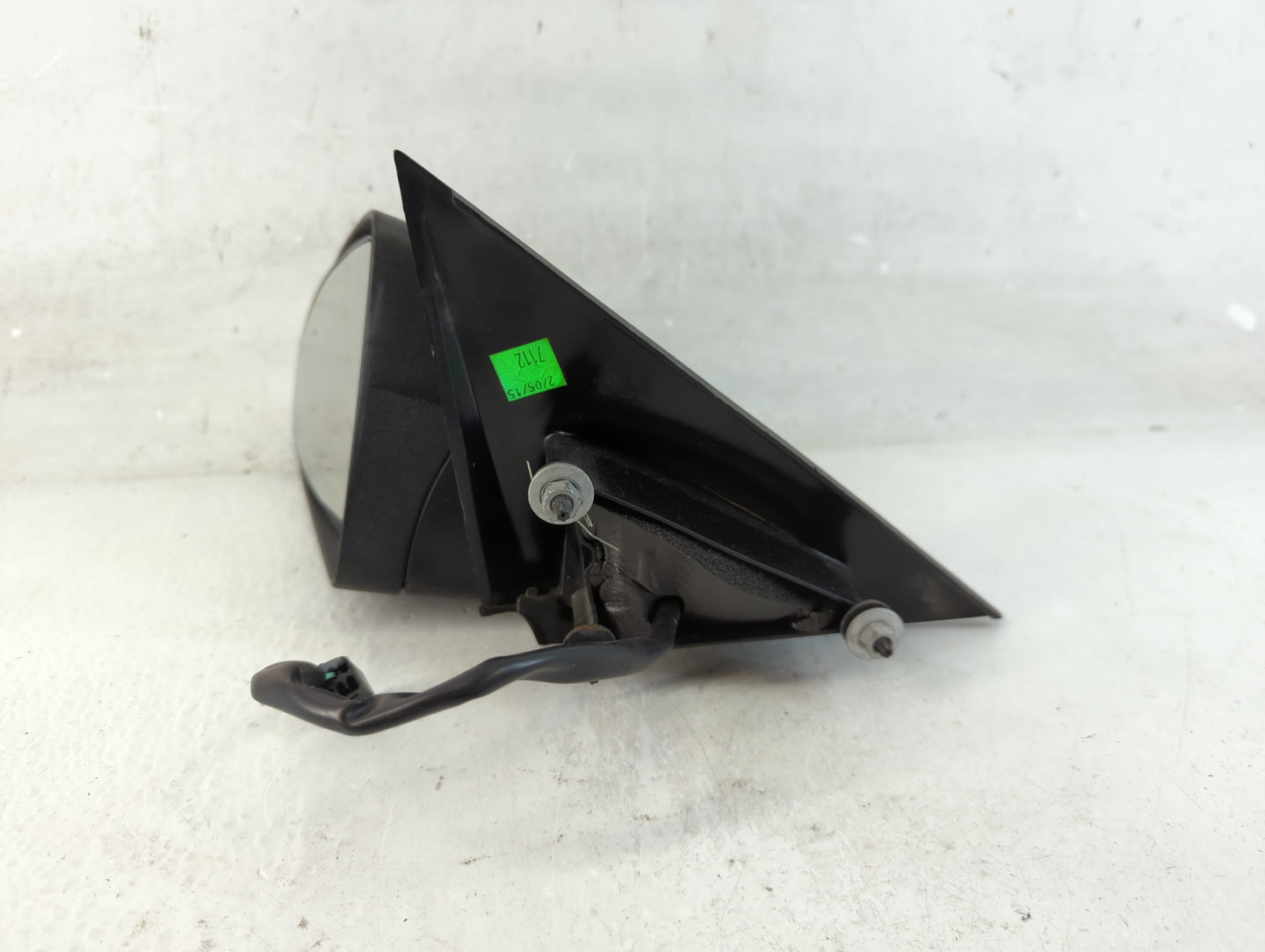 2005-2009 Pontiac G6 Driver Left Side View Manual Door Mirror Black - Oemusedautoparts1.com