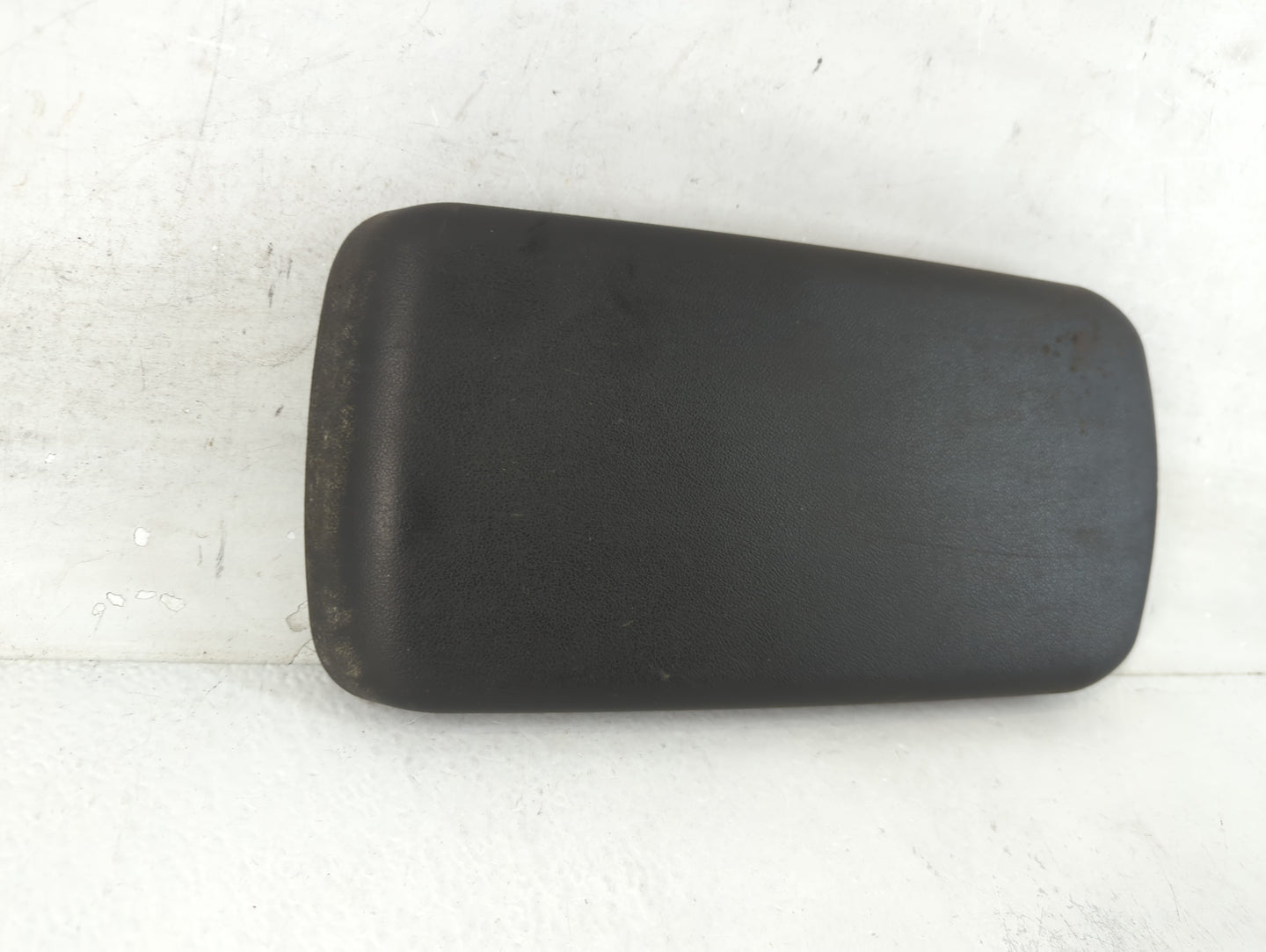 2006-2010 Pontiac G6 Center Console Armrest Cover Lid Fits Fits 2006 2007 2008 2009 2010 OEM Used Auto Parts - Oemusedautopa