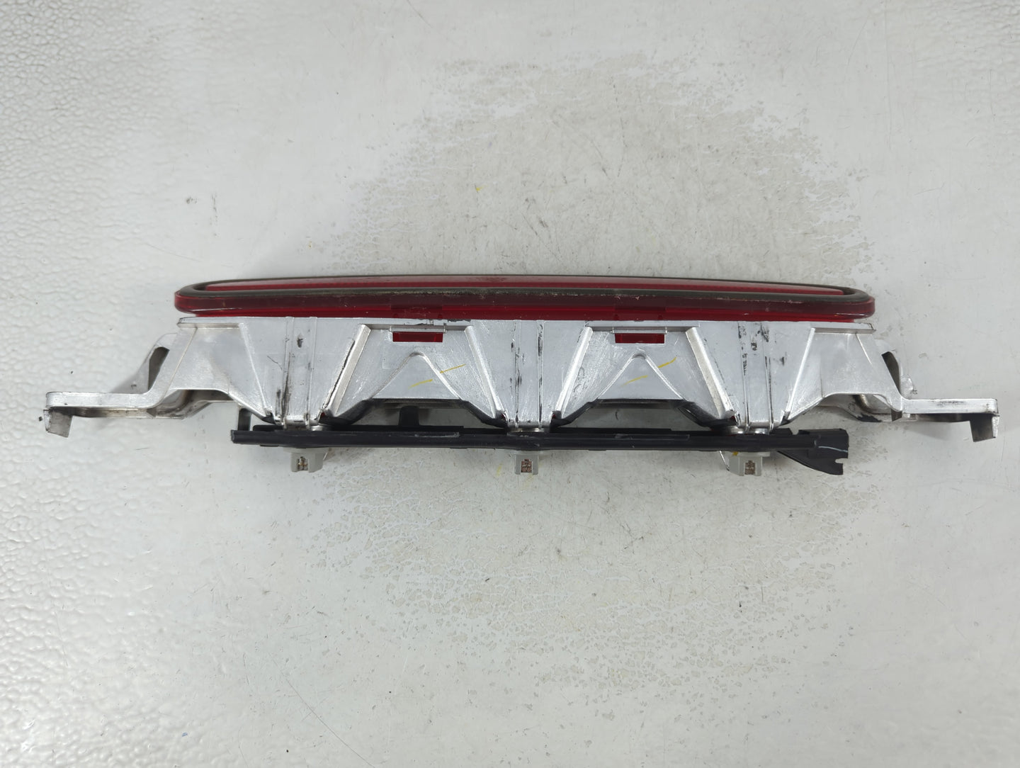 2008 Pontiac G6 Third Brake Light Tail Light Fits OEM Used Auto Parts - Oemusedautoparts1.com
