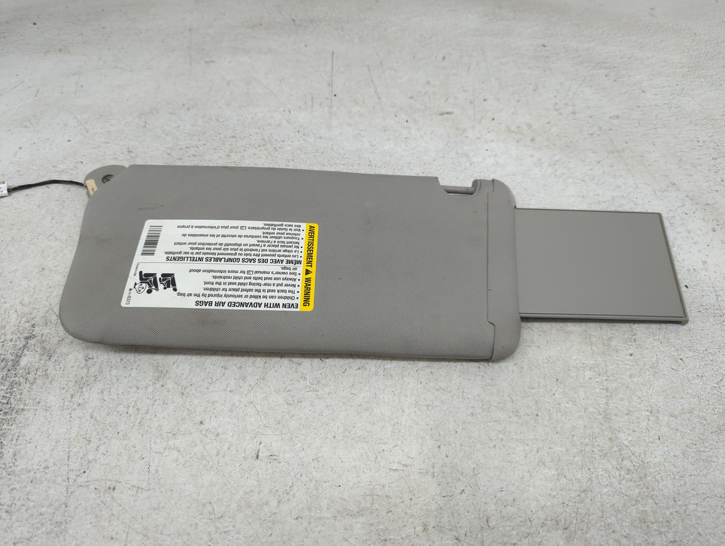 2005-2010 Pontiac G6 Sun Visor Shade Replacement Passenger Right Mirror Fits Fits 2005 2006 2007 2008 2009 2010 OEM Used Aut