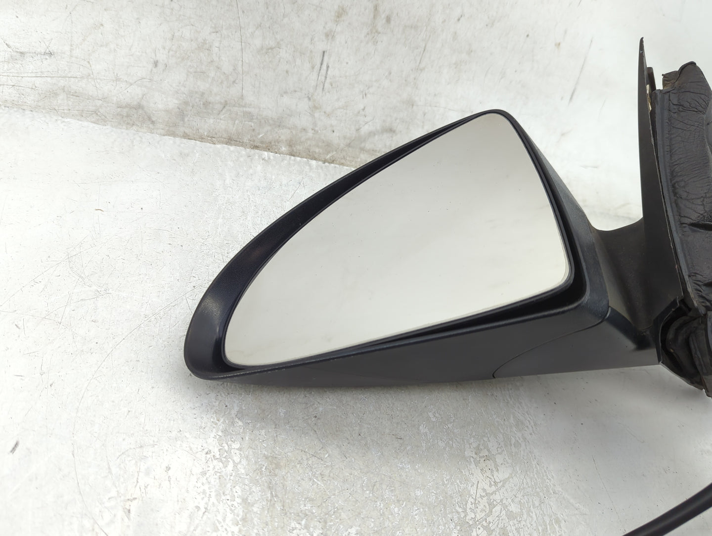2005-2009 Pontiac G6 Driver Side View Mirror - Left Door Mirror OEM Used - Oemusedautoparts1.com