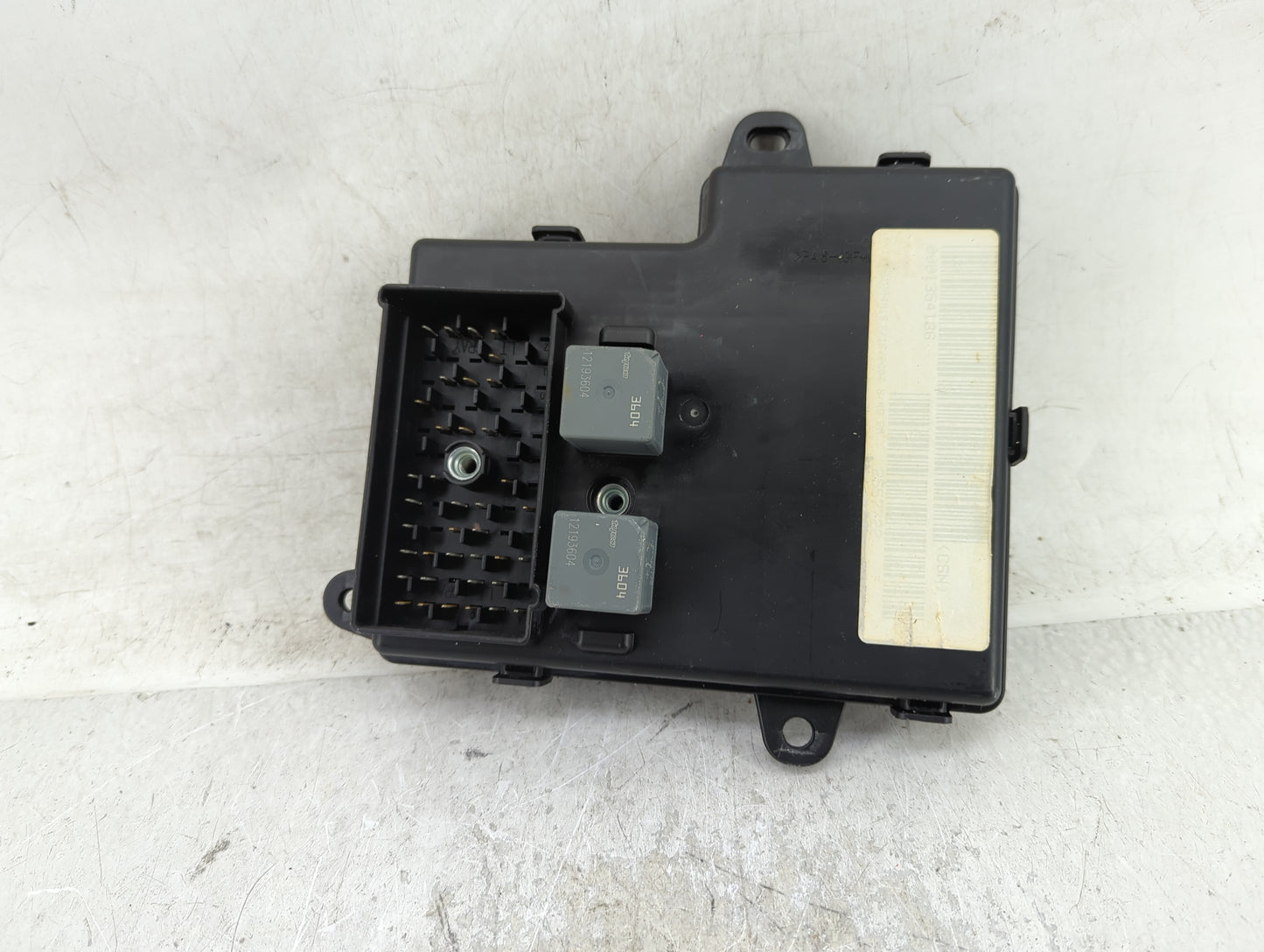 2008-2010 Pontiac G6 Body Control Module Bcm Inner Cabin Fuse Box - Oemusedautoparts1.com