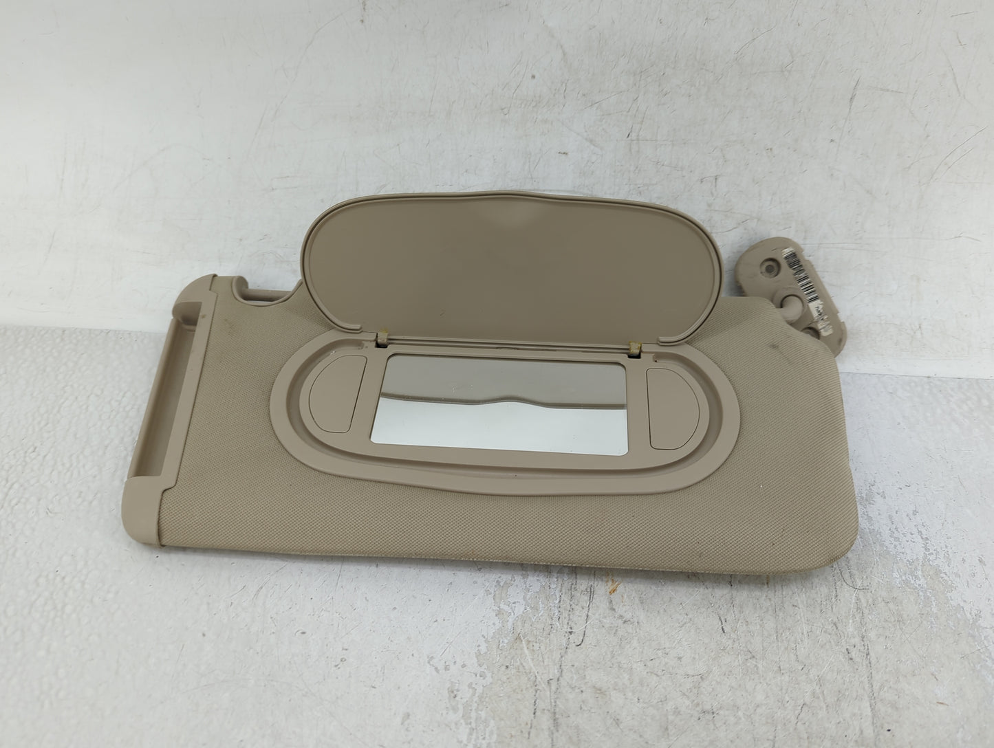 2005-2010 Pontiac G6 Sun Visor Shade Replacement Passenger Right Mirror Fits Fits 2005 2006 2007 2008 2009 2010 OEM Used Aut