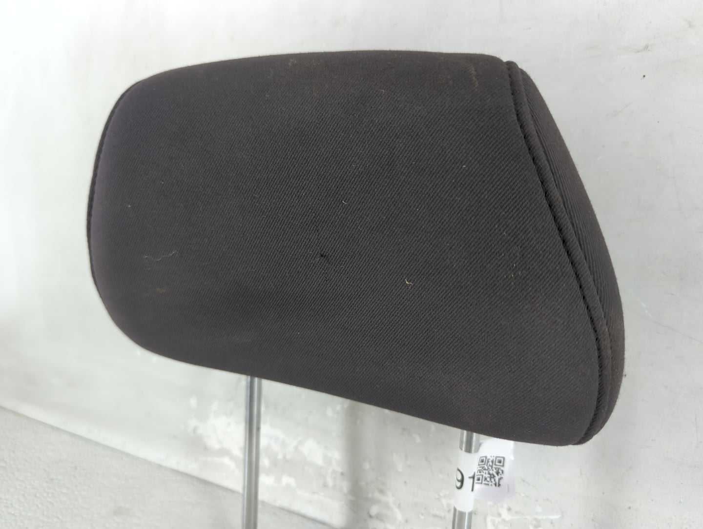 2008-2009 Pontiac G6 Headrest Head Rest Rear Seat Fits Fits 2008 2009 OEM Used Auto Parts - Oemusedautoparts1.com