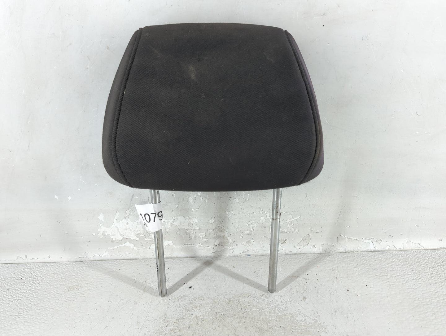 2008-2009 Pontiac G6 Headrest Head Rest Rear Seat Fits Fits 2008 2009 OEM Used Auto Parts - Oemusedautoparts1.com