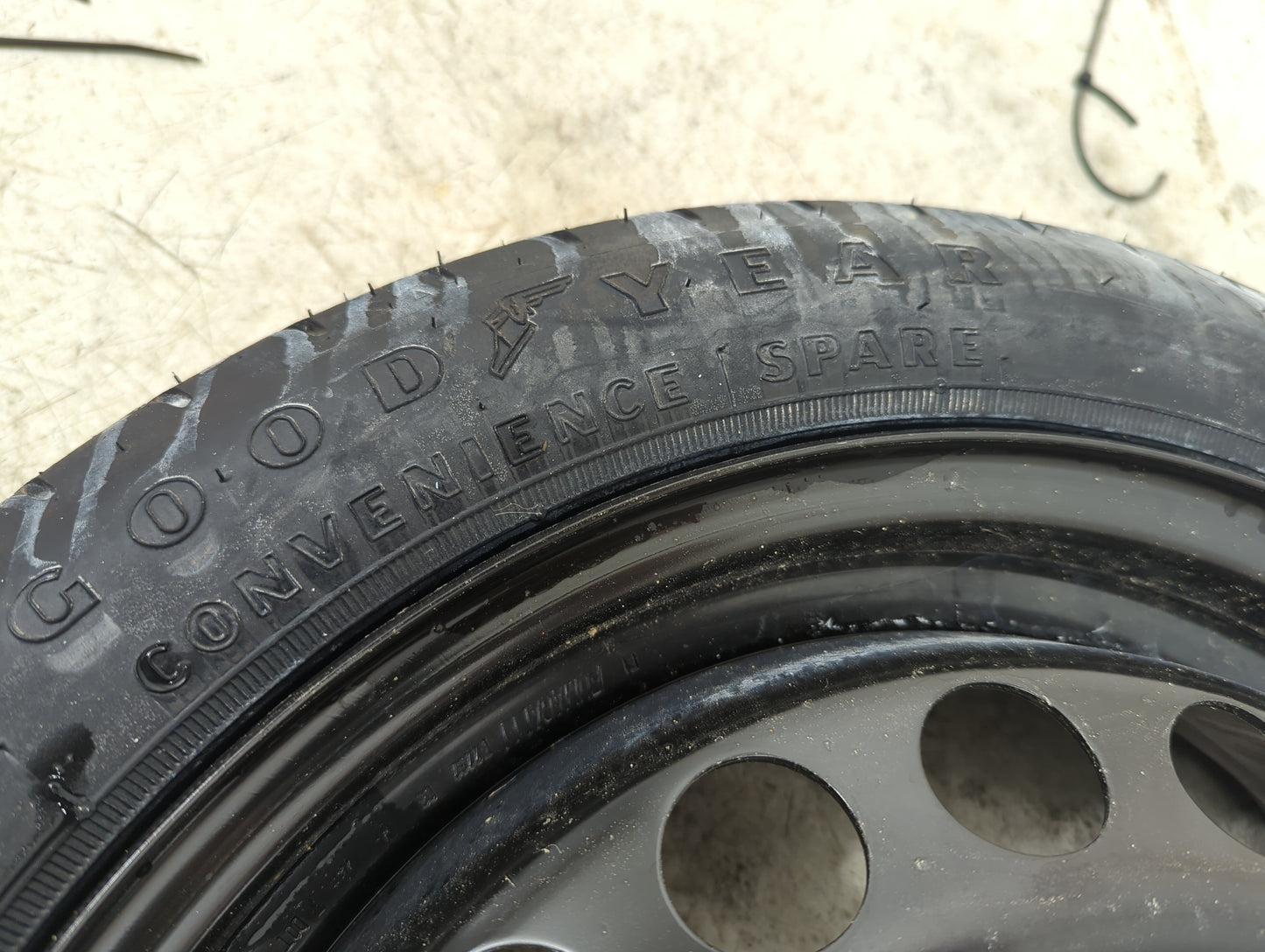 2005-2009 Pontiac G6 Spare Donut Tire Wheel Rim Oem - Oemusedautoparts1.com