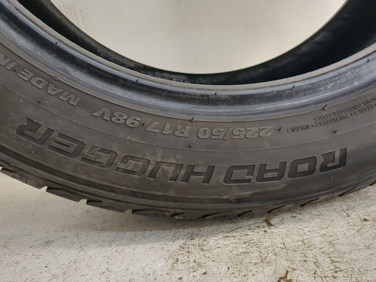 Used Tire 225/50R17 ROAD HUGGER GTP AS/02 98V - Tread Depth 11.5/32 - Oemusedautoparts1.com