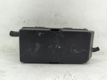 2008 Pontiac G6 Fusebox Fuse Box Panel Relay Module P/N:13573532 Fits OEM Used Auto Parts - Oemusedautoparts1.com