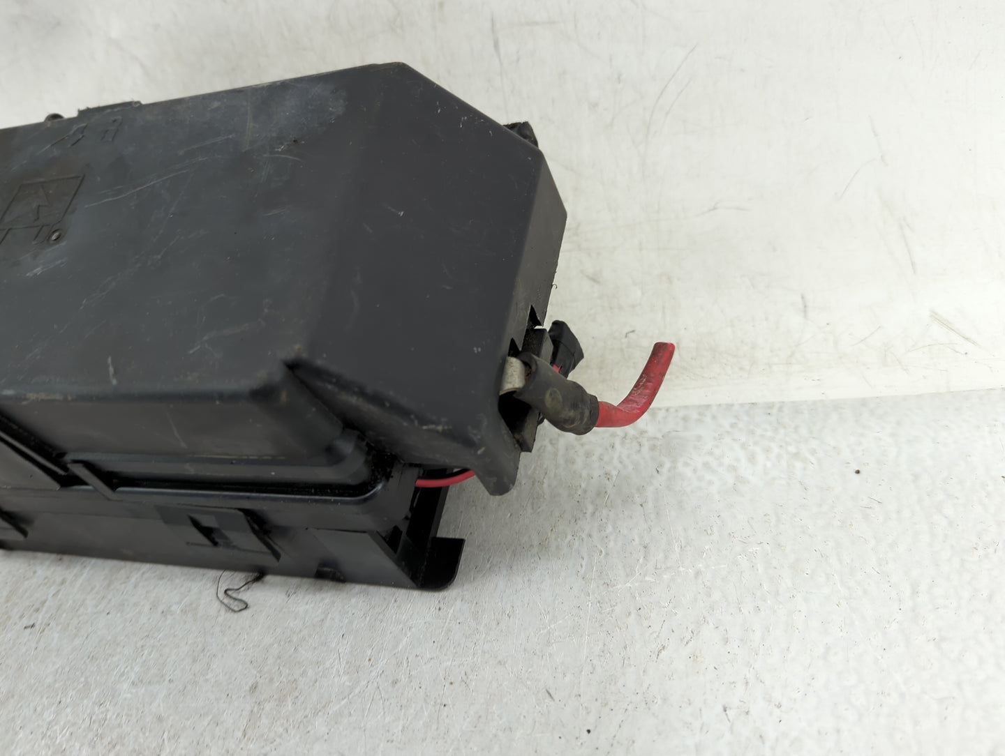 2008 Pontiac G6 Fusebox Fuse Box Panel Relay Module Fits OEM Used Auto Parts - Oemusedautoparts1.com