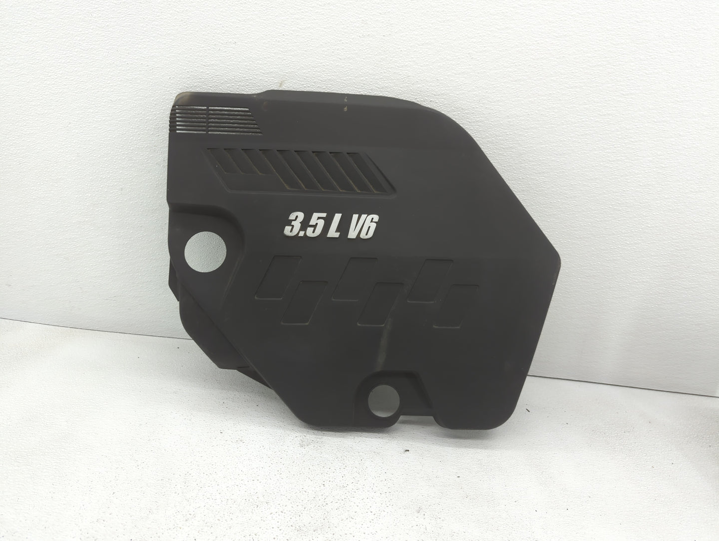 2008 Pontiac G6 Engine Cover - Oemusedautoparts1.com