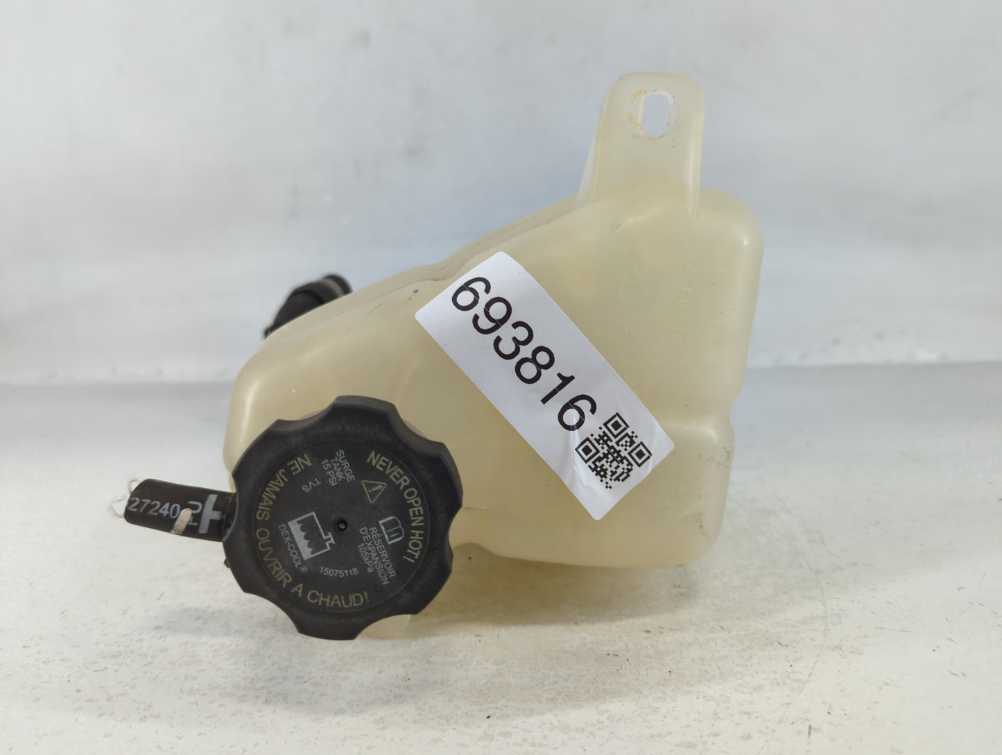 2007-2010 Pontiac G6 Radiator Coolant Overflow Expansion Tank Bottle - Oemusedautoparts1.com
