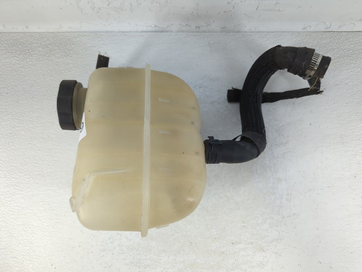 2007-2010 Pontiac G6 Radiator Coolant Overflow Expansion Tank Bottle 693816 - Oemusedautoparts1.com