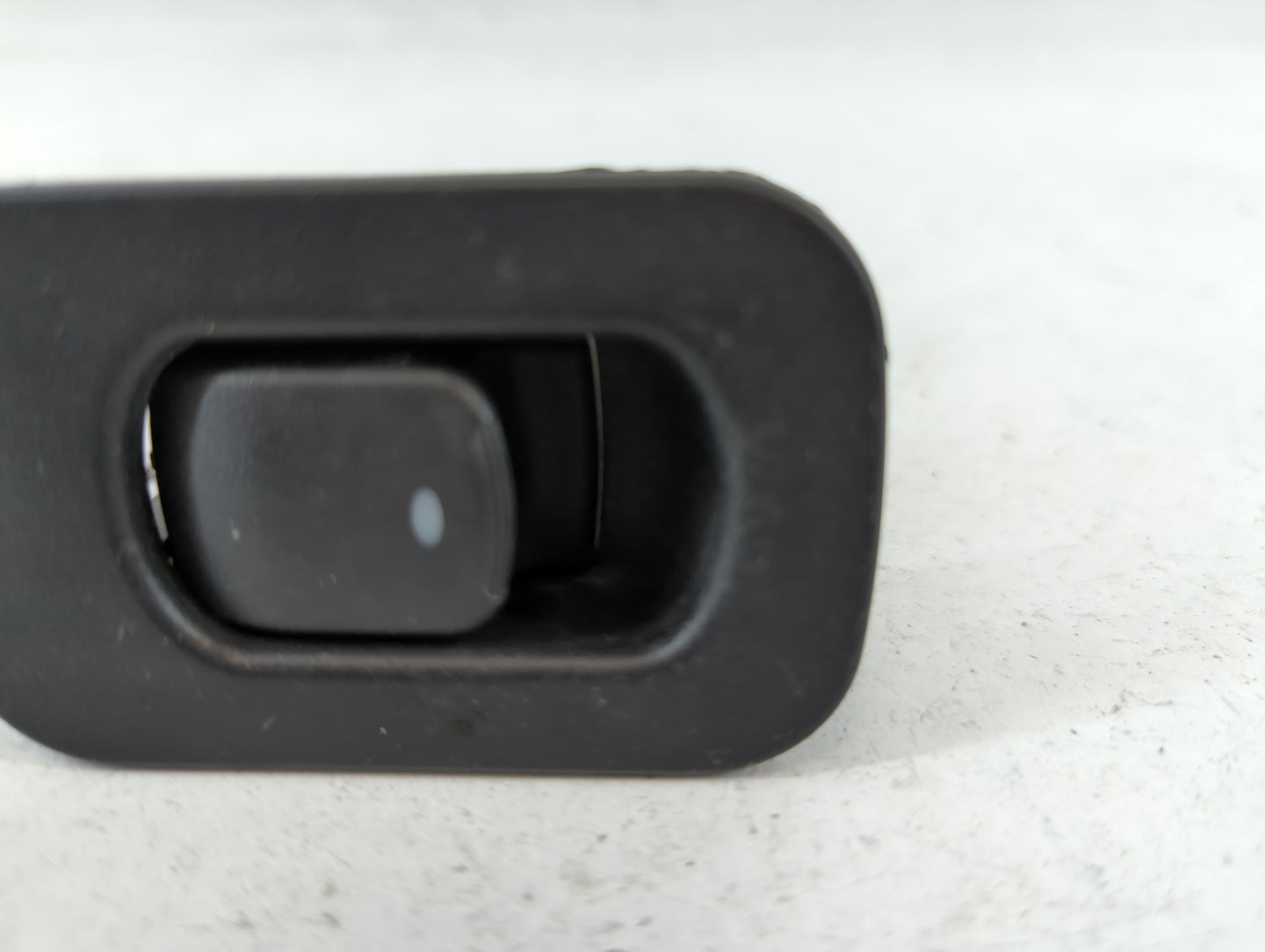 2006-2008 Pontiac G6 Master Power Window Switch Replacement Driver Side Left P/N:22626533 Fits Fits 2006 2007 2008 OEM Used 