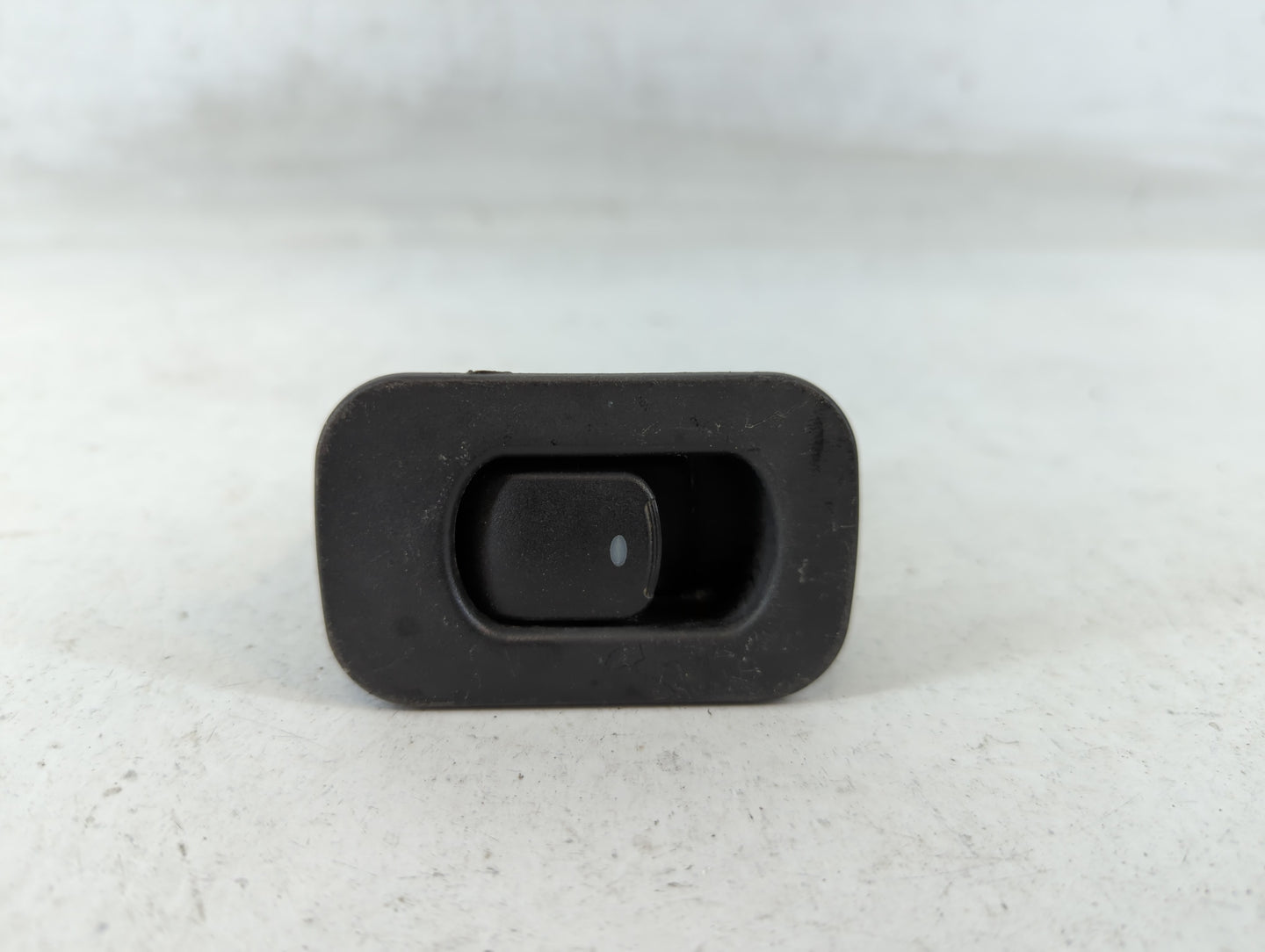 2006-2008 Pontiac G6 Master Power Window Switch Replacement Driver Side Left P/N:25949878 Fits Fits 2006 2007 2008 OEM Used 