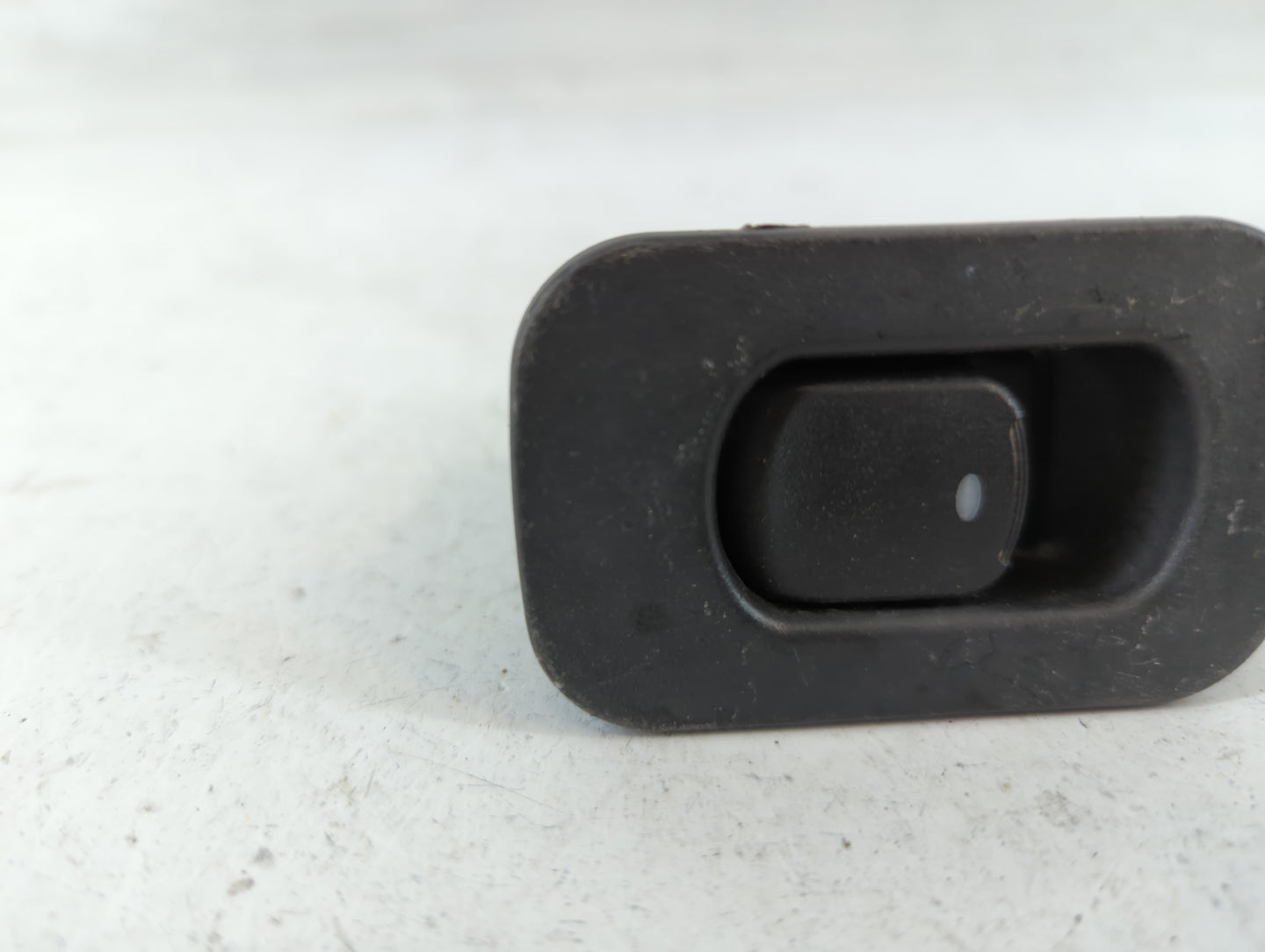 2006-2008 Pontiac G6 Master Power Window Switch Replacement Driver Side Left P/N:25949878 Fits Fits 2006 2007 2008 OEM Used 