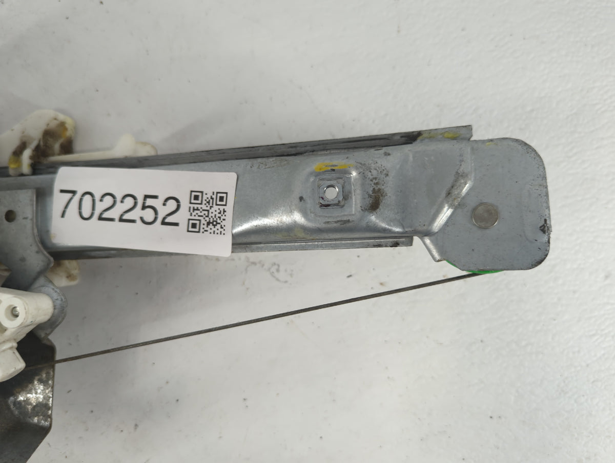 2005-2010 Pontiac G6 Used Driver Left Rear Window Regulator 702252 - Oemusedautoparts1.com