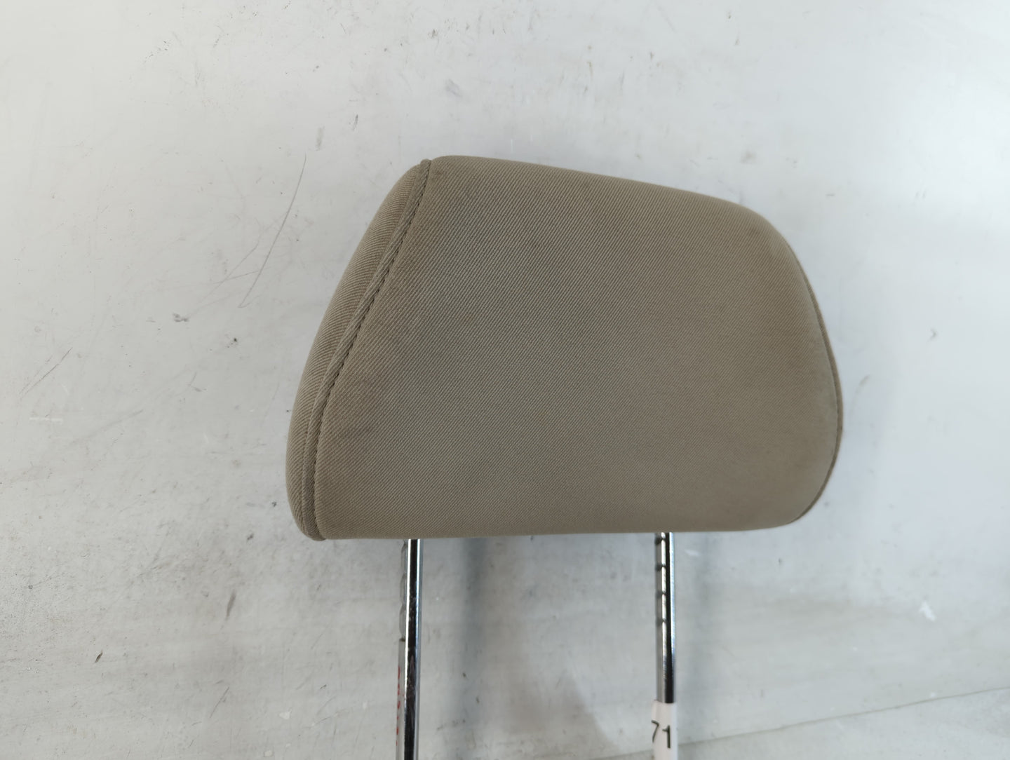 2008-2009 Pontiac G6 Headrest Head Rest Front Driver Passenger Seat Fits Fits 2008 2009 OEM Used Auto Parts - Oemusedautopar