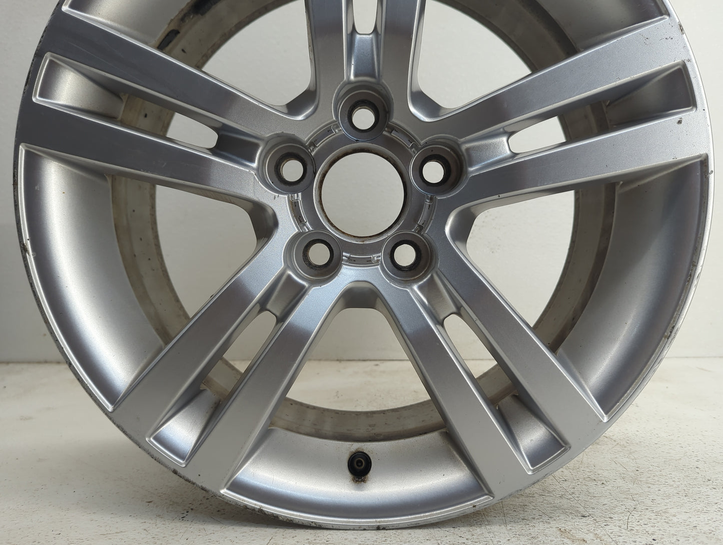2008-2009 Pontiac G8 Oem Wheel Rim - Oemusedautoparts1.com