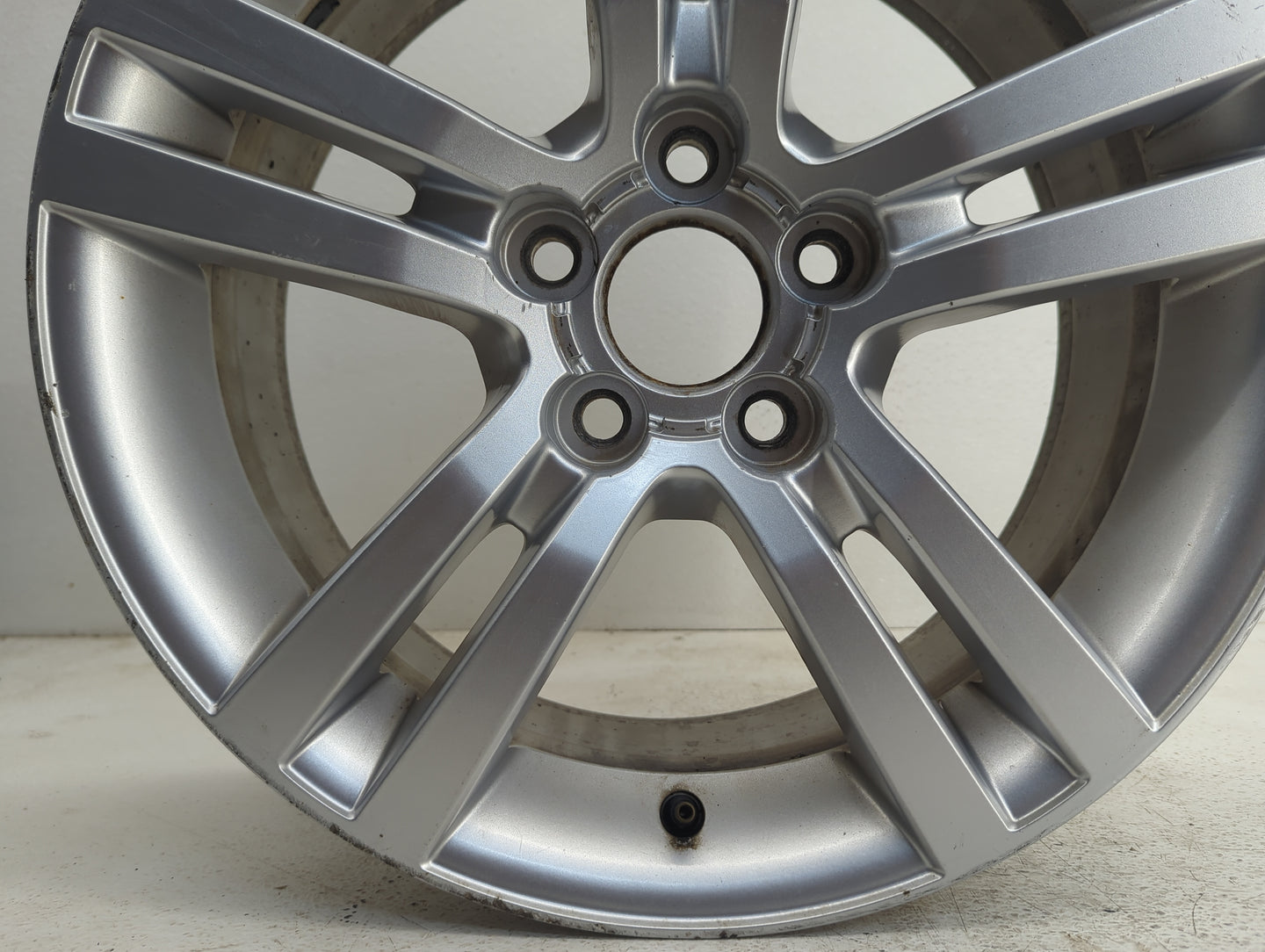 2008-2009 Pontiac G8 Oem Wheel Rim - Oemusedautoparts1.com
