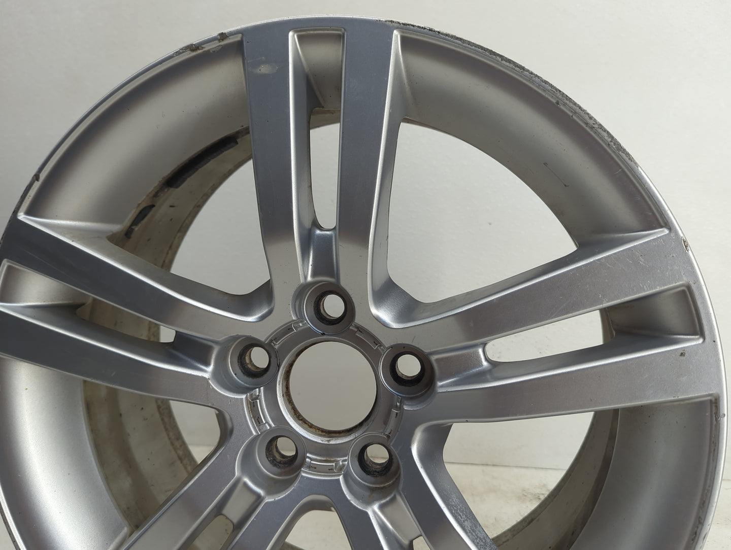 2008-2009 Pontiac G8 Oem Wheel Rim - Oemusedautoparts1.com