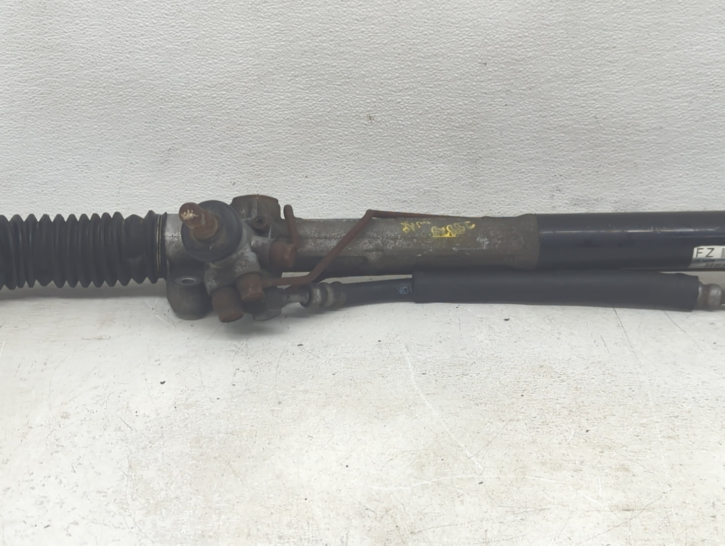 2008-2009 Pontiac G8 Rack and Pinion Steering Gear Fits Fits 2008 2009 OEM Used Auto Parts - Oemusedautoparts1.com