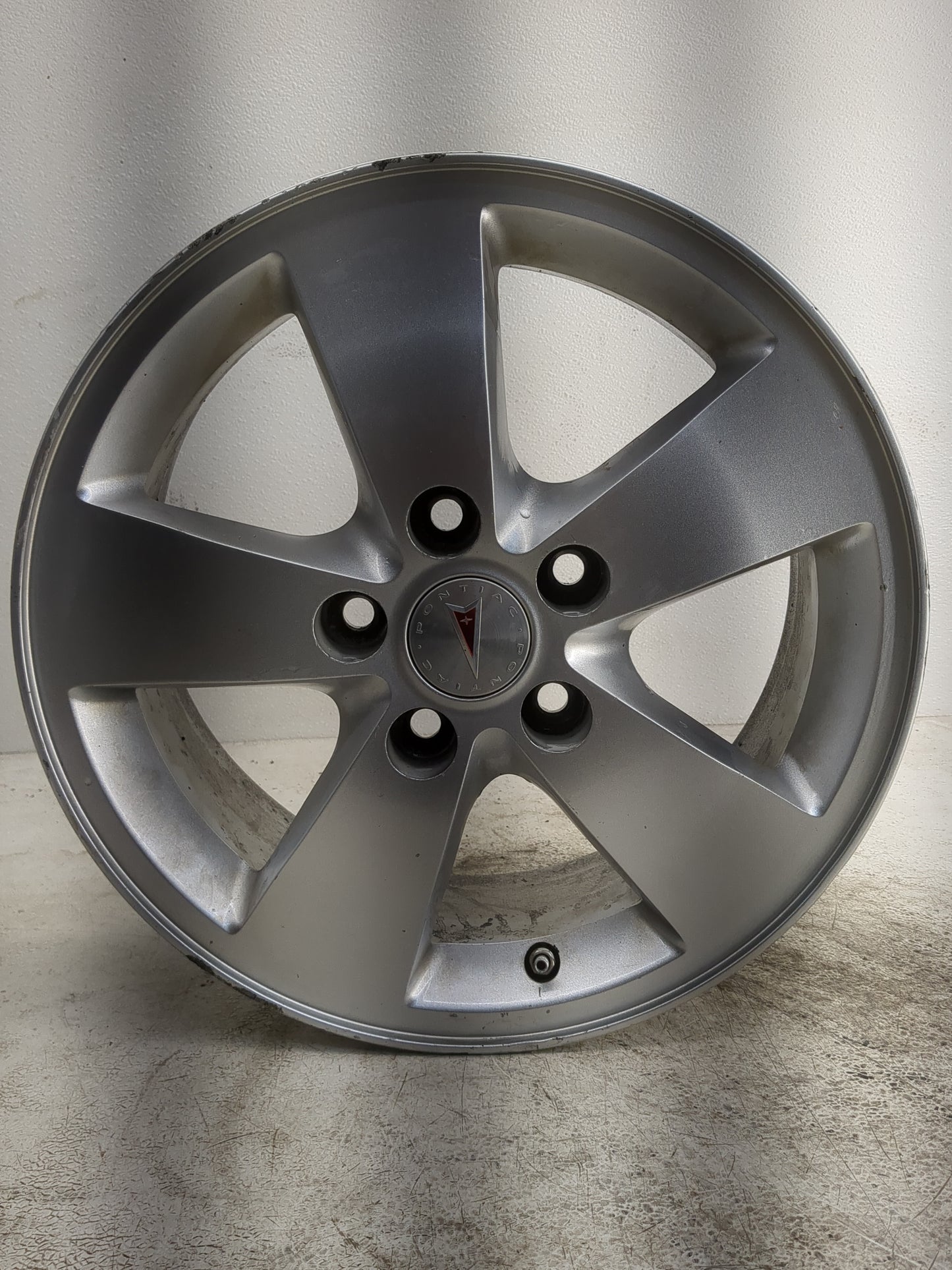 2005-2008 Pontiac Grand Prix Oem Wheel Rim - Oemusedautoparts1.com