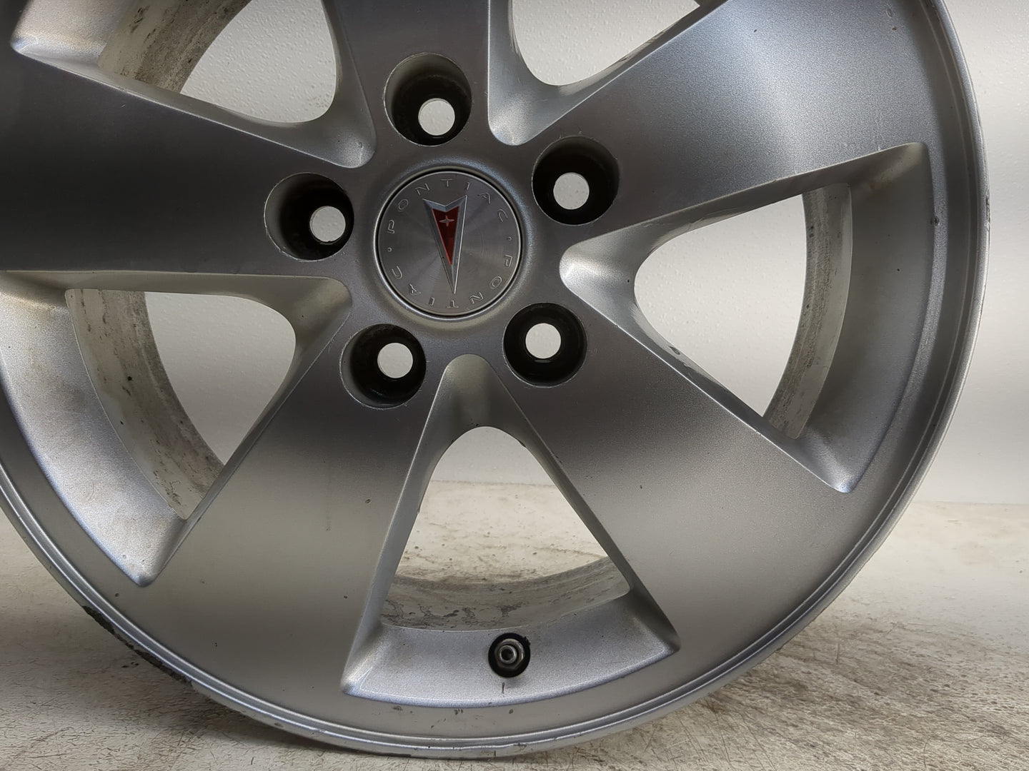 2005-2008 Pontiac Grand Prix Oem Wheel Rim - Oemusedautoparts1.com