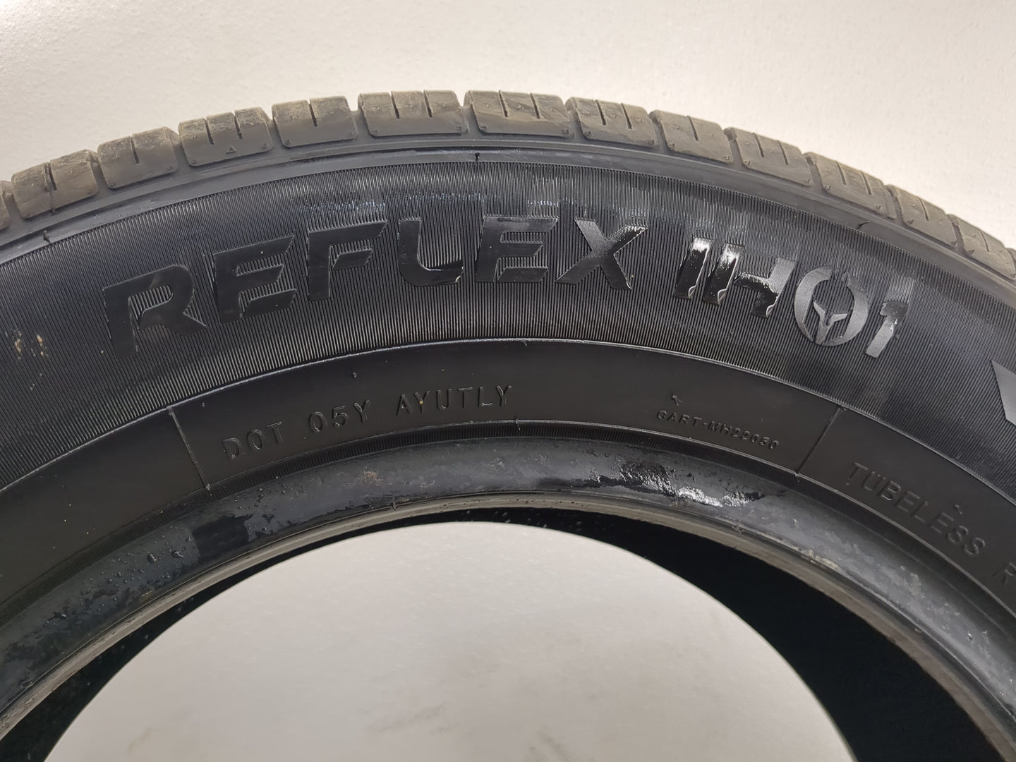 Used Tire 225/60R16 IRONHEAD REFLEX IHO1 98H - Tread Depth 11/32 - Oemusedautoparts1.com