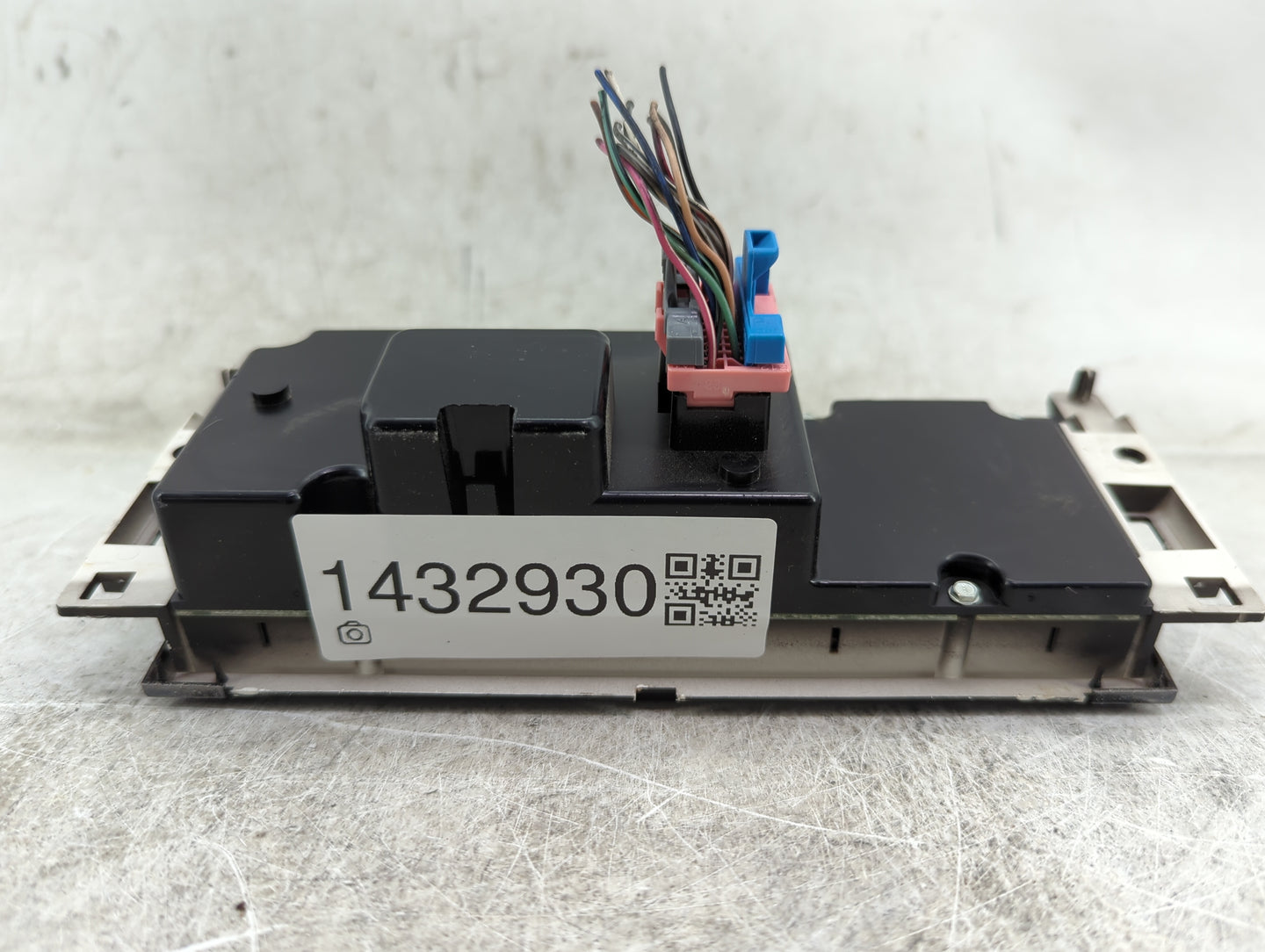 2004-2008 Pontiac Grand Prix Climate Control Module Temperature AC/Heater Replacement P/N:15849777 Fits OEM Used Auto Parts 
