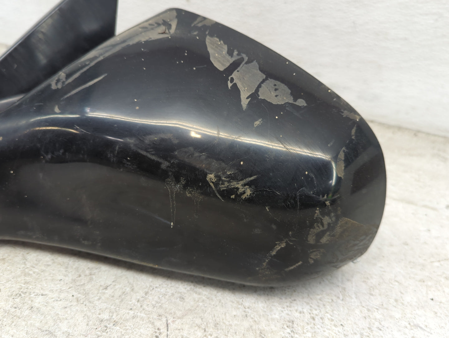 2004-2008 Pontiac Grand Prix Driver Side View Mirror - Left Door Mirror OEM Used - Oemusedautoparts1.com