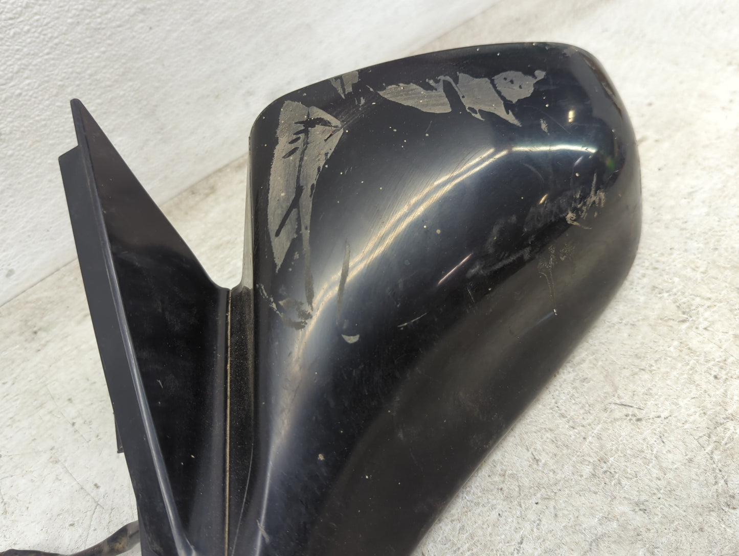 2004-2008 Pontiac Grand Prix Driver Side View Mirror - Left Door Mirror OEM Used - Oemusedautoparts1.com