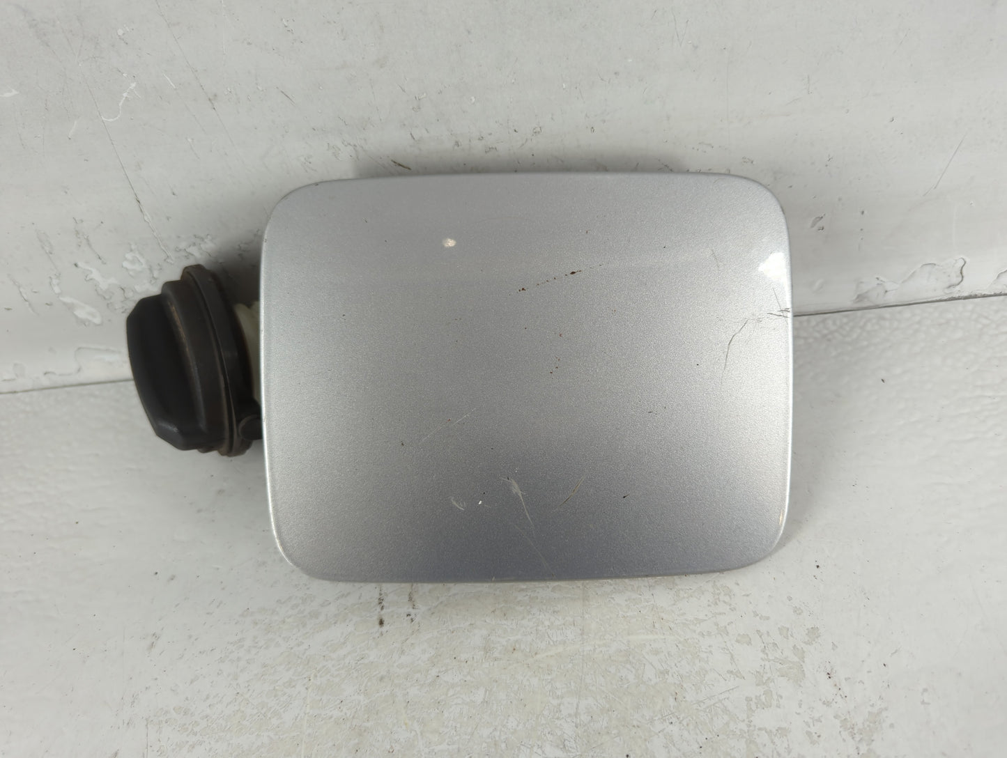 1997-2003 Pontiac Grand Prix Driver Left Side View Manual Door Mirror - Oemusedautoparts1.com