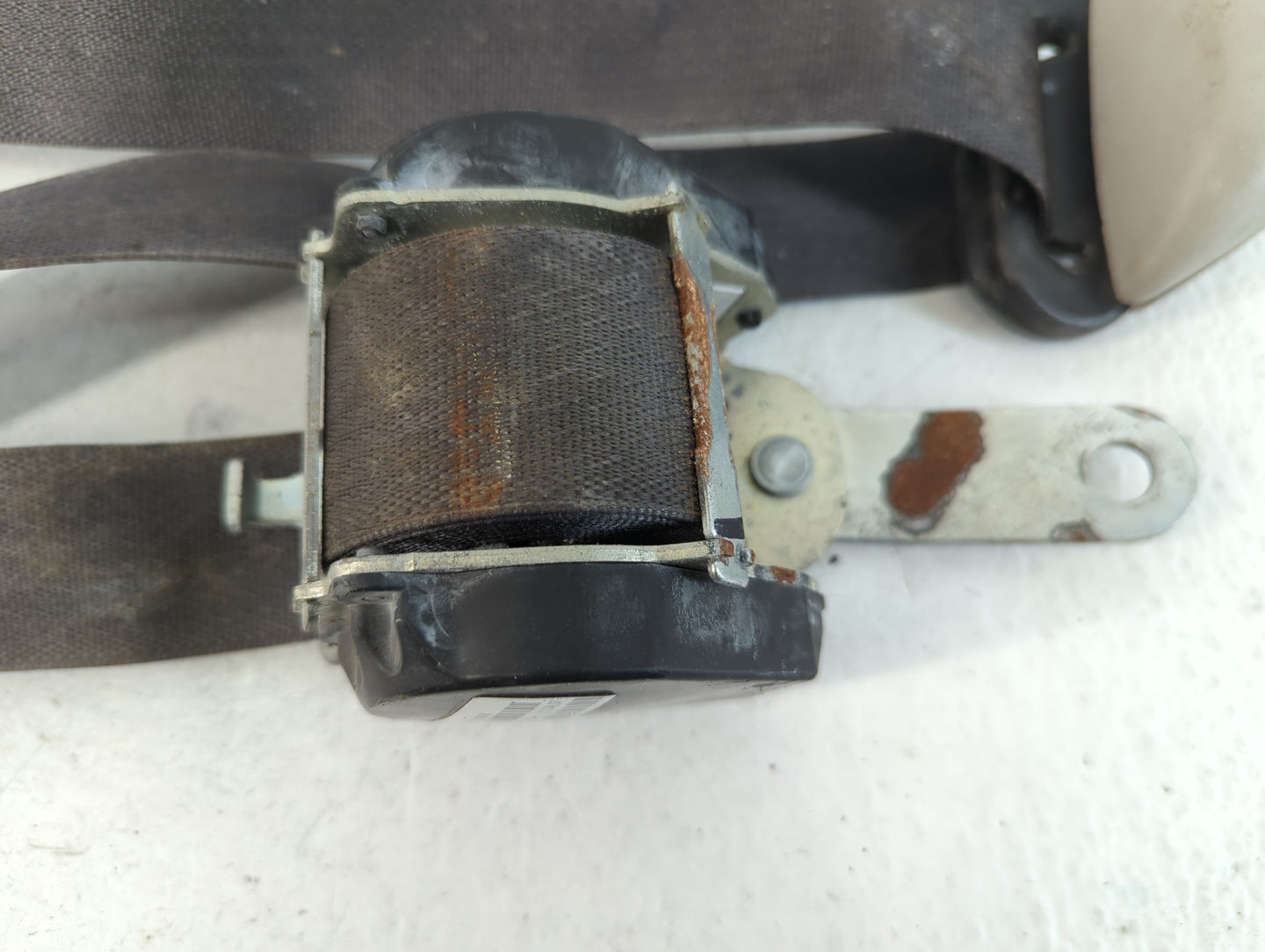 2006-2008 Pontiac Grand Prix Passenger Right Seat Belt Front Retractor 745305 - Oemusedautoparts1.com