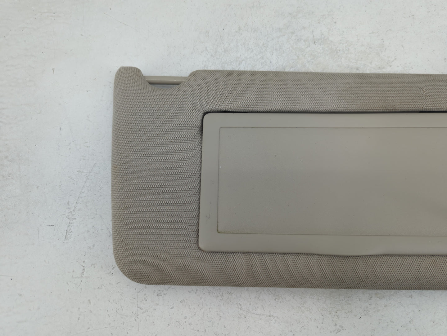 2004-2008 Pontiac Grand Prix Radio AM FM Cd Player Receiver Replacement Fits Fits 2004 2005 2006 2007 2008 OEM Used Auto Par