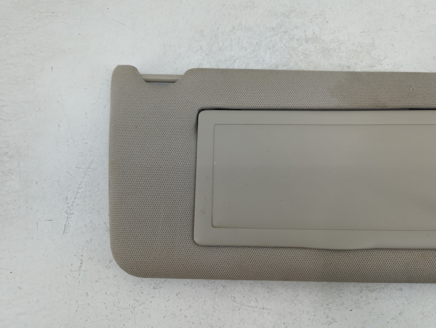 2004-2008 Pontiac Grand Prix Radio AM FM Cd Player Receiver Replacement Fits Fits 2004 2005 2006 2007 2008 OEM Used Auto Par