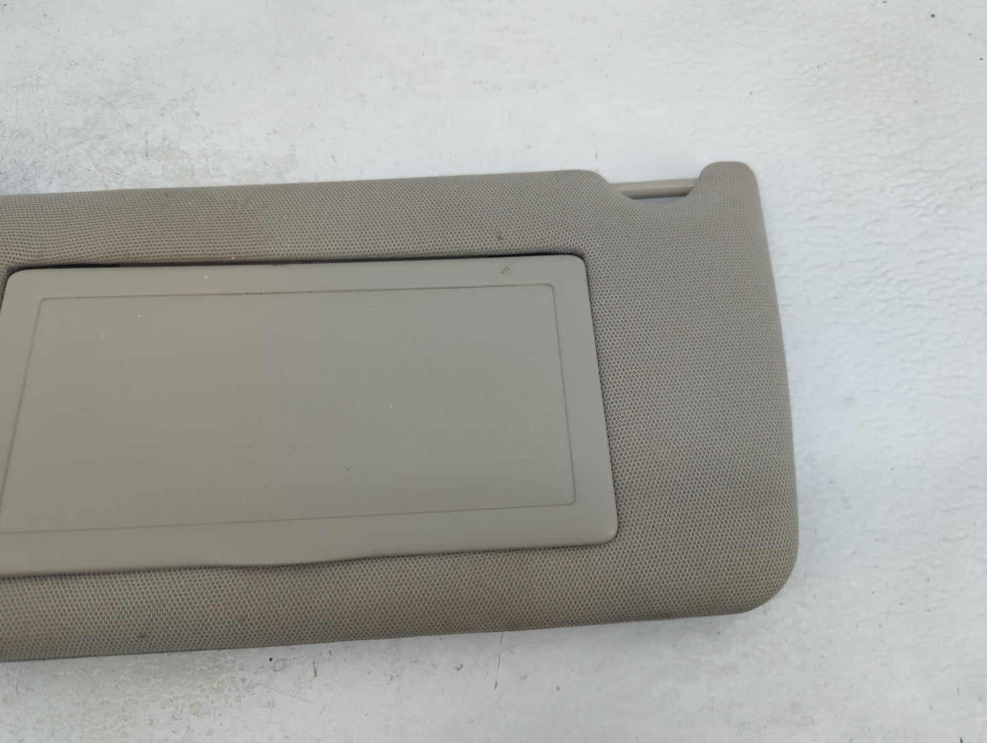 2005-2008 Pontiac Grand Prix Sun Visor Shade Replacement Driver Left Mirror Fits Fits 2005 2006 2007 2008 OEM Used Auto Part