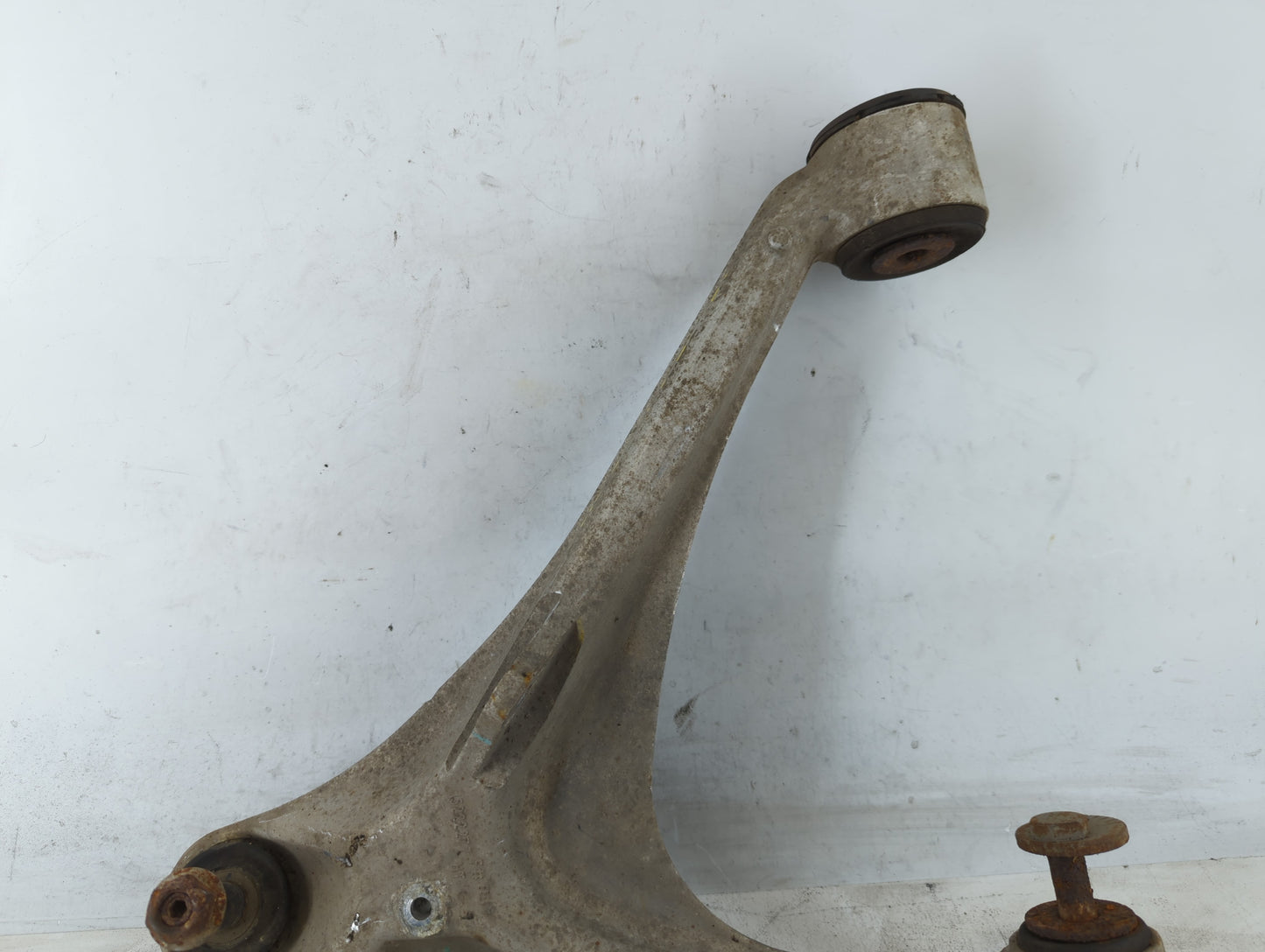 2006-2009 Pontiac Solstice Passenger Rear Lower Control Arm Oem - Oemusedautoparts1.com