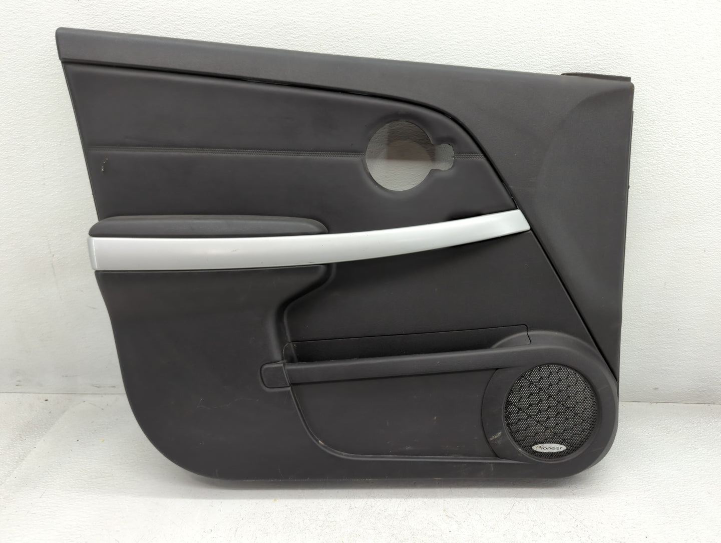 2008 Pontiac Torren Passenger Side Front Inside Door Handle Oem - Oemusedautoparts1.com