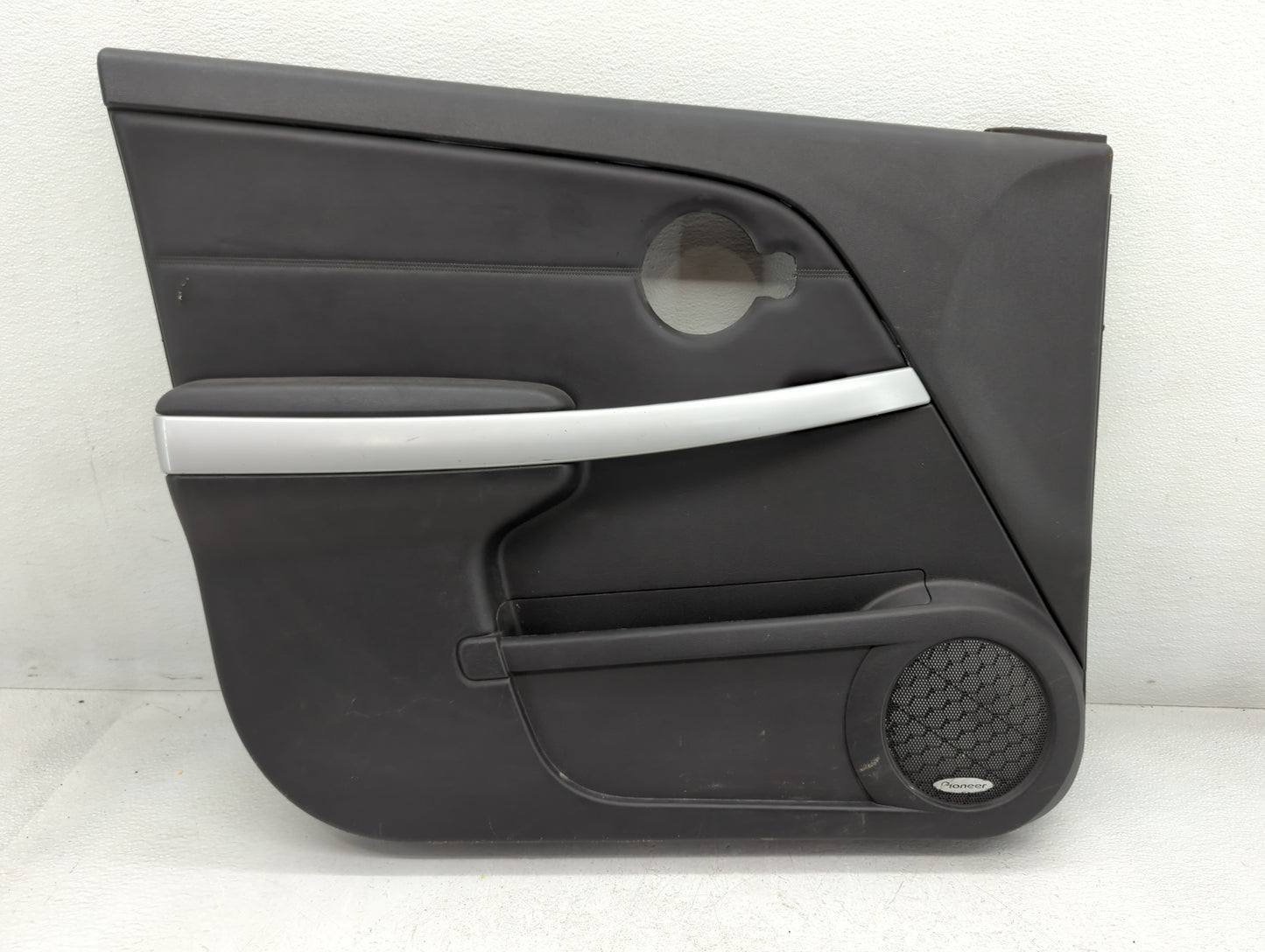 2008 Pontiac Torren Passenger Side Front Inside Door Handle Oem - Oemusedautoparts1.com