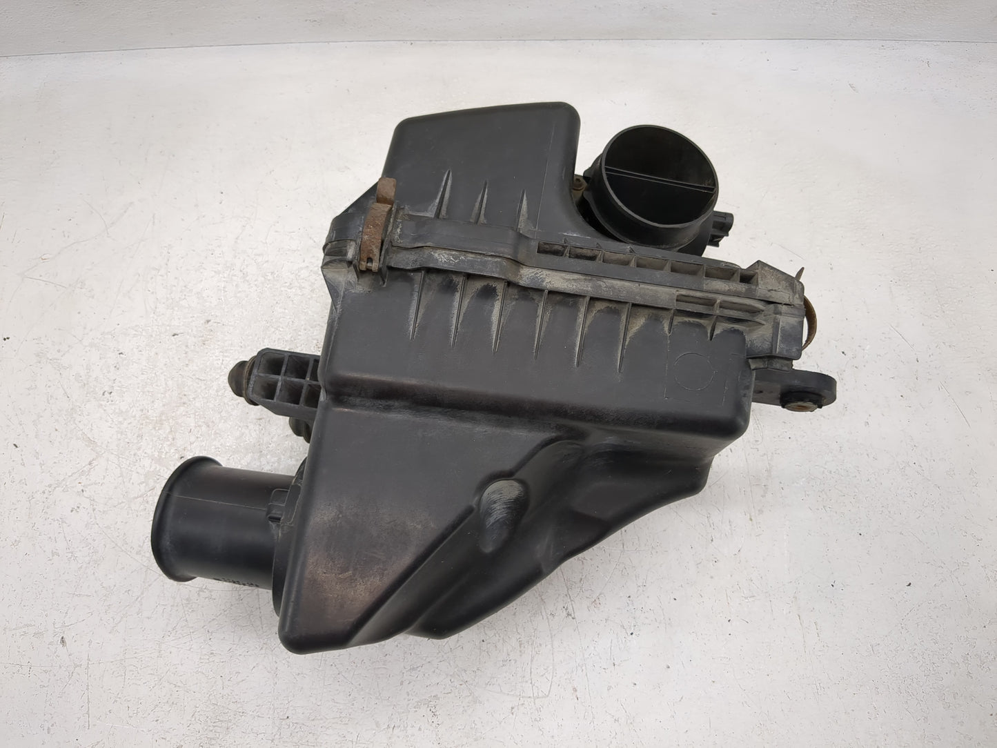 2006-2009 Pontiac Torrent Air Cleaner Intake-duct Hose Tube - Oemusedautoparts1.com
