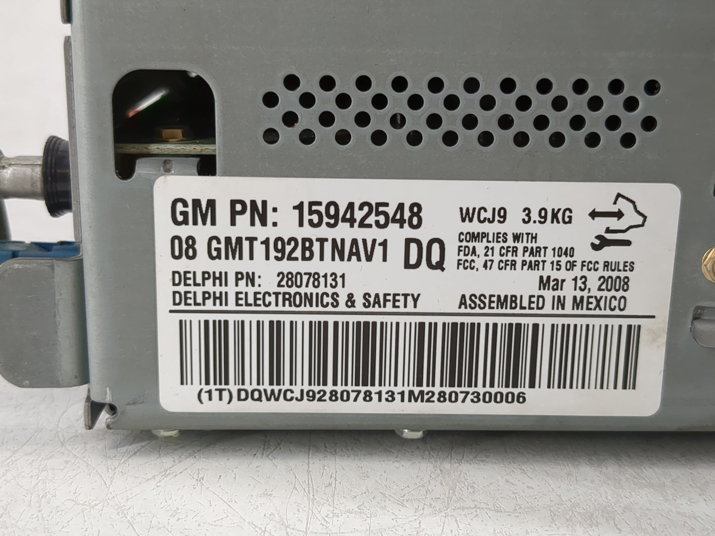 2007-2008 Pontiac Torrent Radio AM FM Cd Player Receiver Replacement P/N:15942548 Fits Fits 2007 2008 OEM Used Auto Parts - 