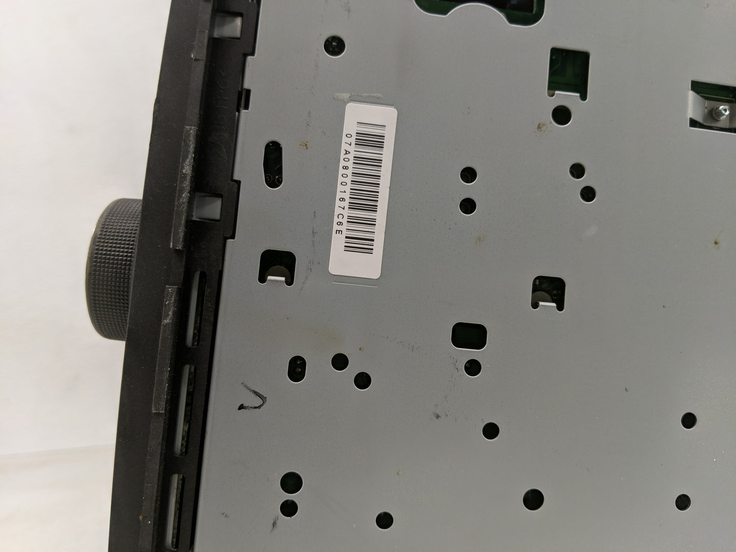 2008 Pontiac Torrent Radio AM FM Cd Player Receiver Replacement Fits OEM Used Auto Parts - Oemusedautoparts1.com