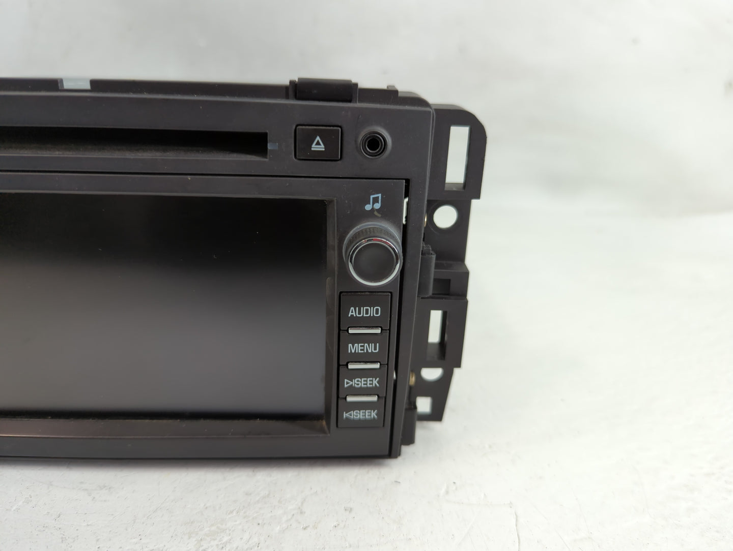 2007-2008 Pontiac Torrent Radio AM FM Cd Player Receiver Replacement P/N:15942548 Fits Fits 2007 2008 OEM Used Auto Parts - 