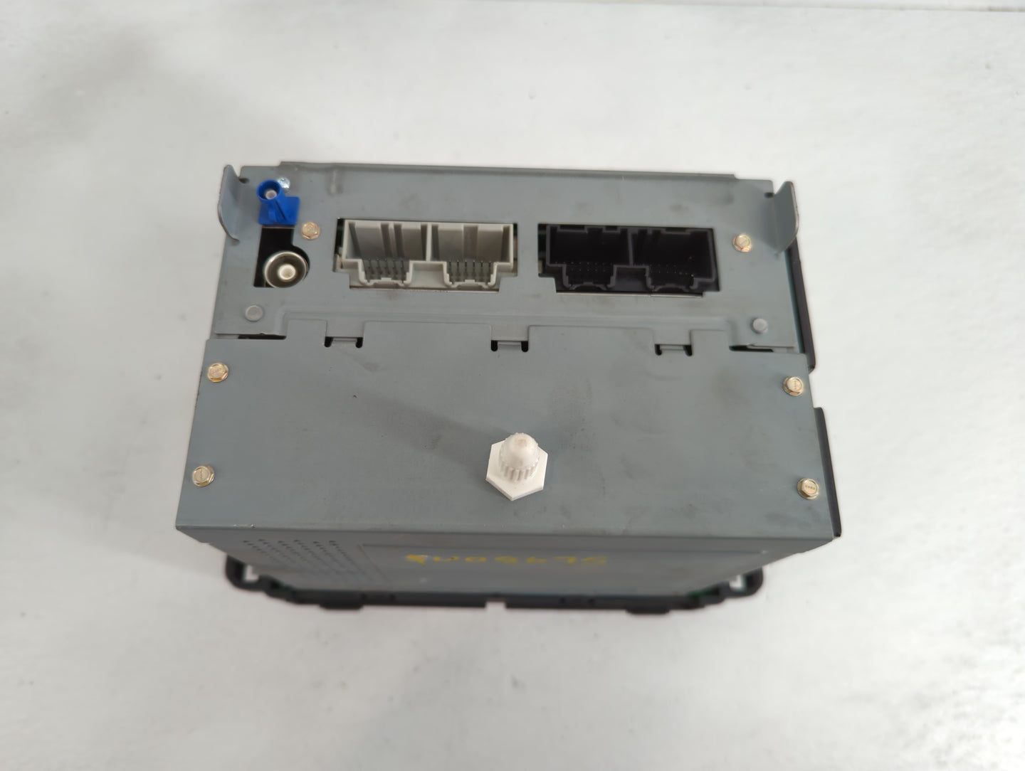 2007-2008 Pontiac Torrent Radio AM FM Cd Player Receiver Replacement P/N:15942548 Fits Fits 2007 2008 OEM Used Auto Parts - 