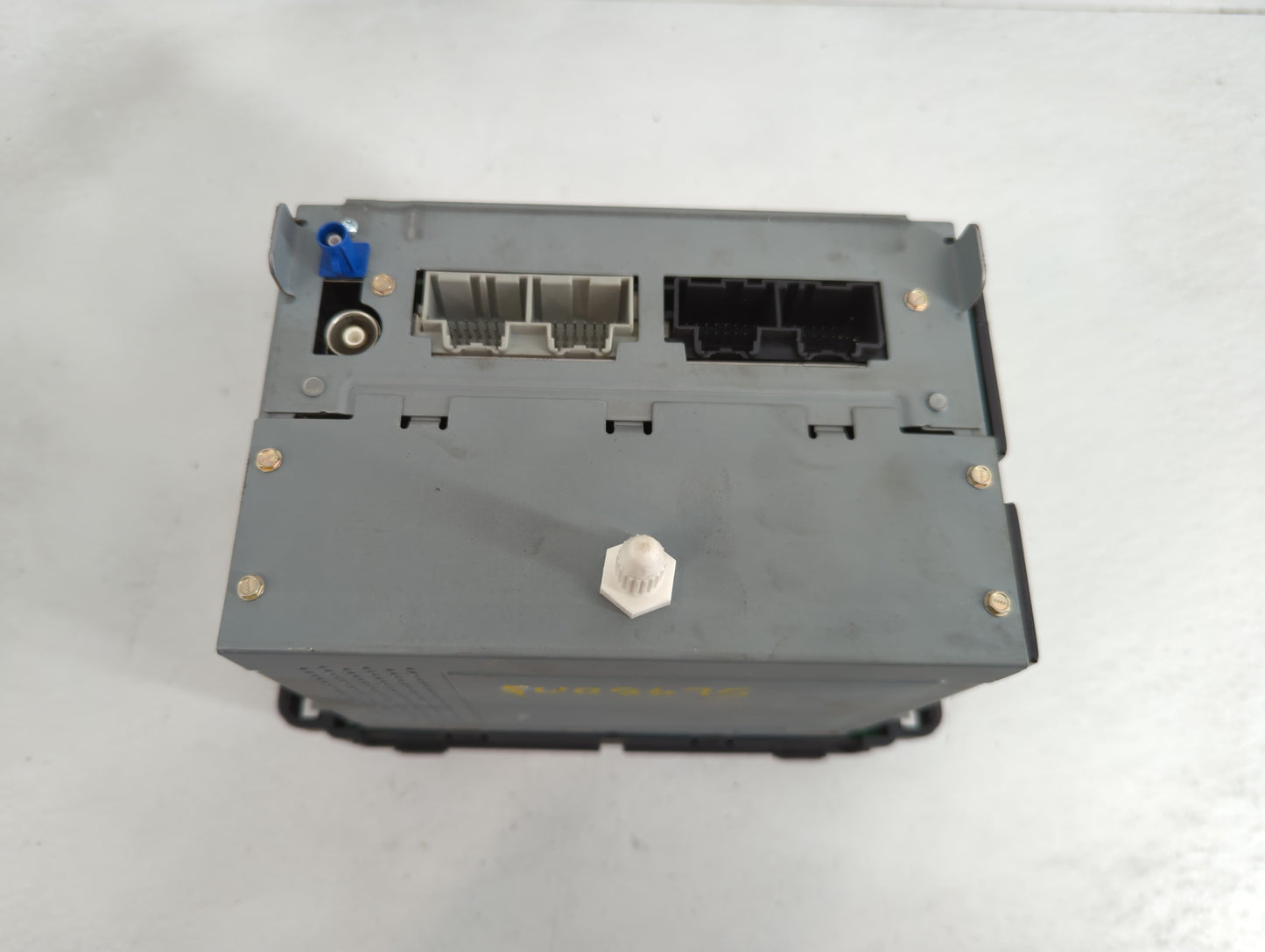 2007-2008 Pontiac Torrent Radio AM FM Cd Player Receiver Replacement P/N:15942548 Fits Fits 2007 2008 OEM Used Auto Parts - 