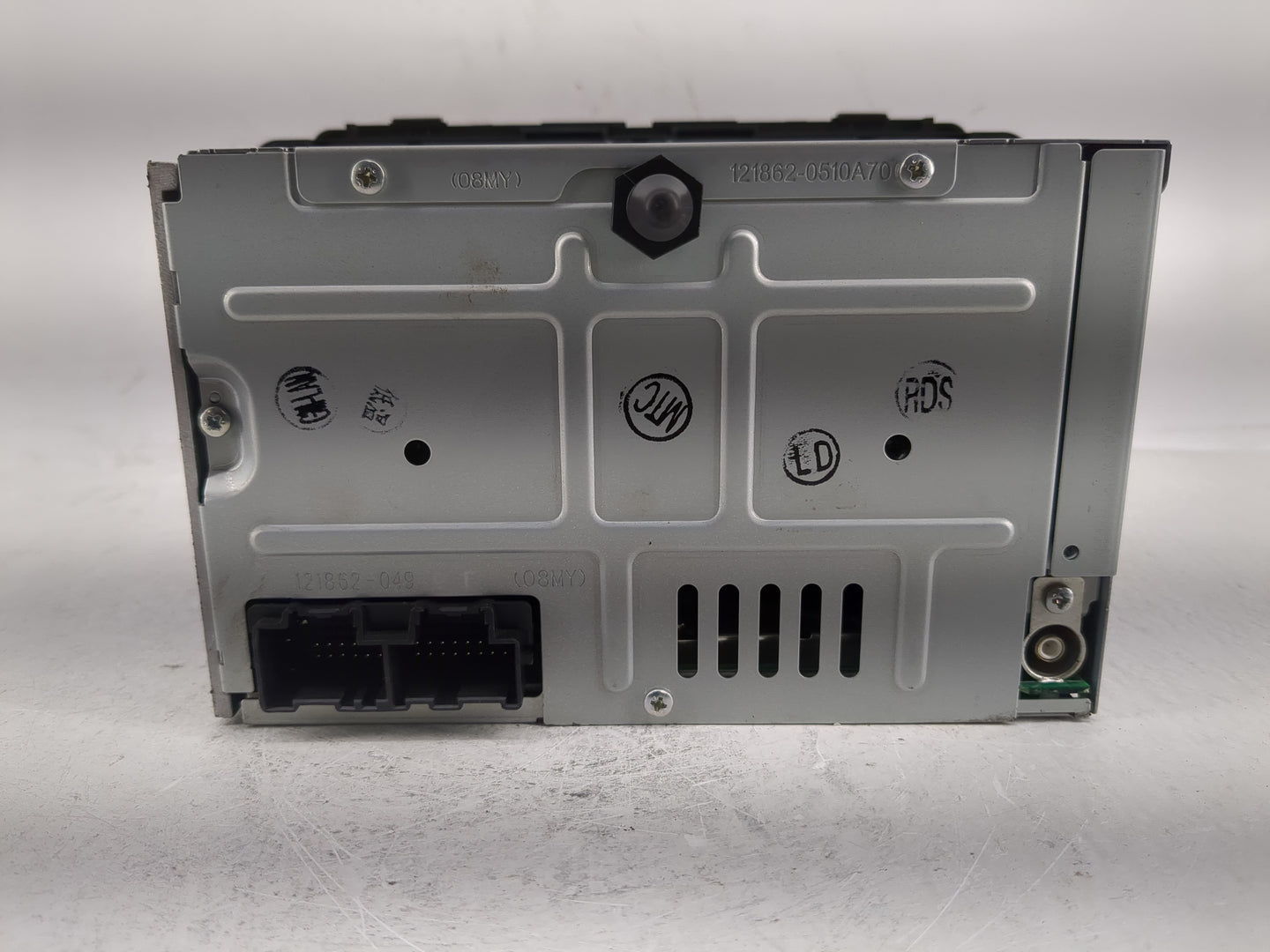 2008 Pontiac Torrent Radio AM FM Cd Player Receiver Replacement P/N:25956996 Fits OEM Used Auto Parts - Oemusedautoparts1.co