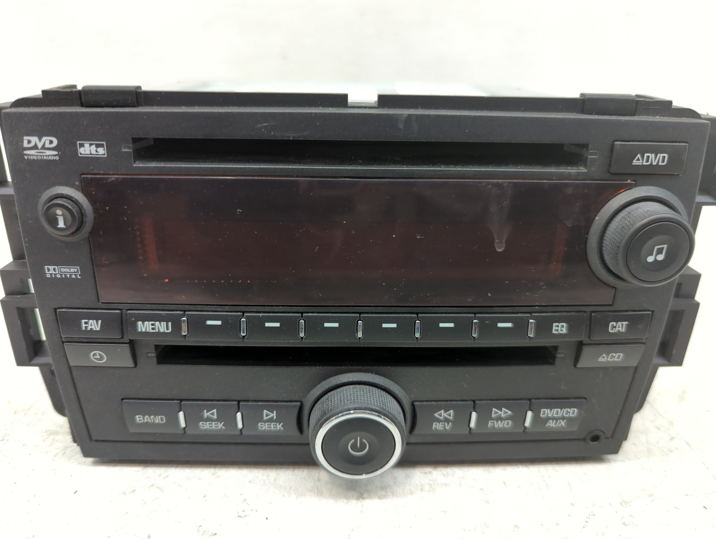 2007-2008 Pontiac Torrent Radio AM FM Cd Player Receiver Replacement P/N:25858586 Fits Fits 2007 2008 OEM Used Auto Parts - 